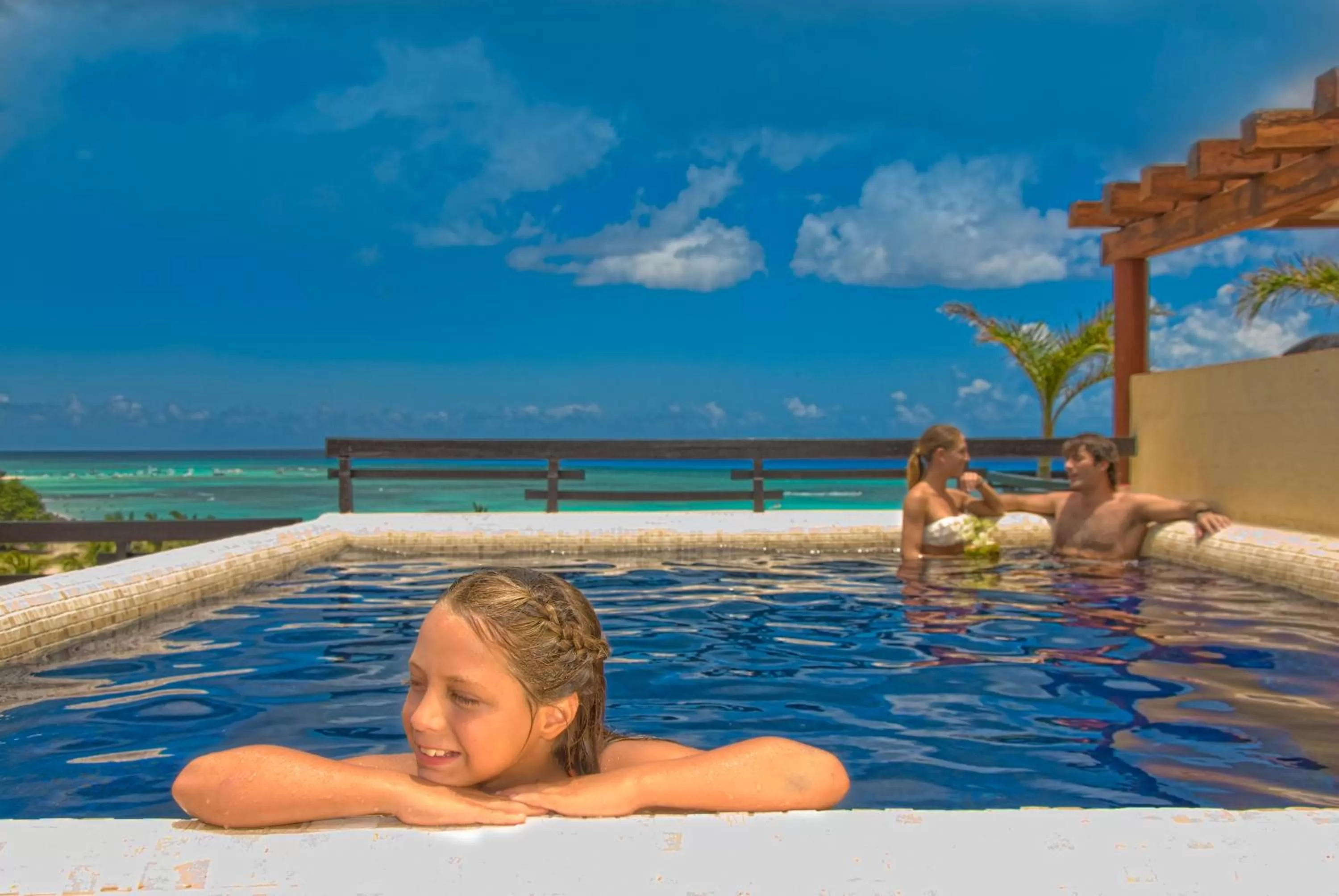 Swimming pool in La Divina by Aldea Thai