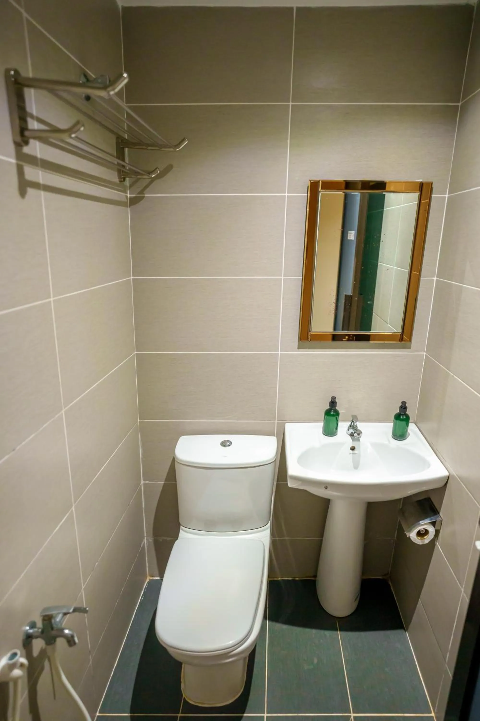 Shower in Alaxis Hotel