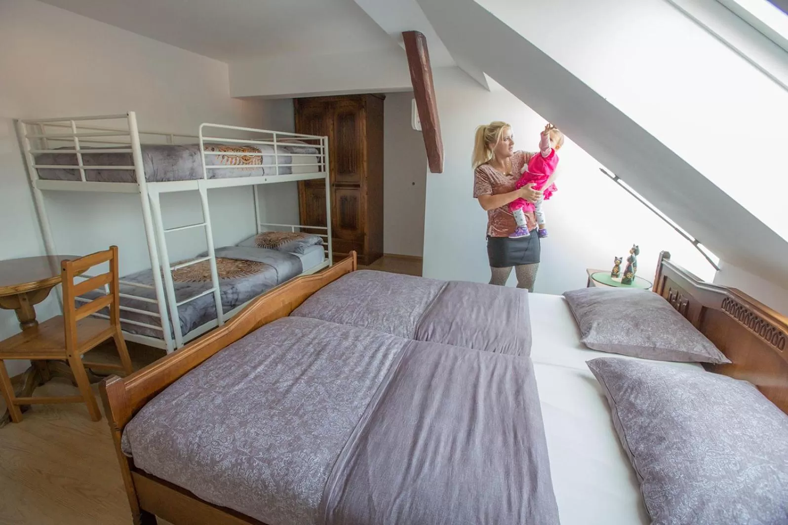 Bunk Bed in Hostel Sonce