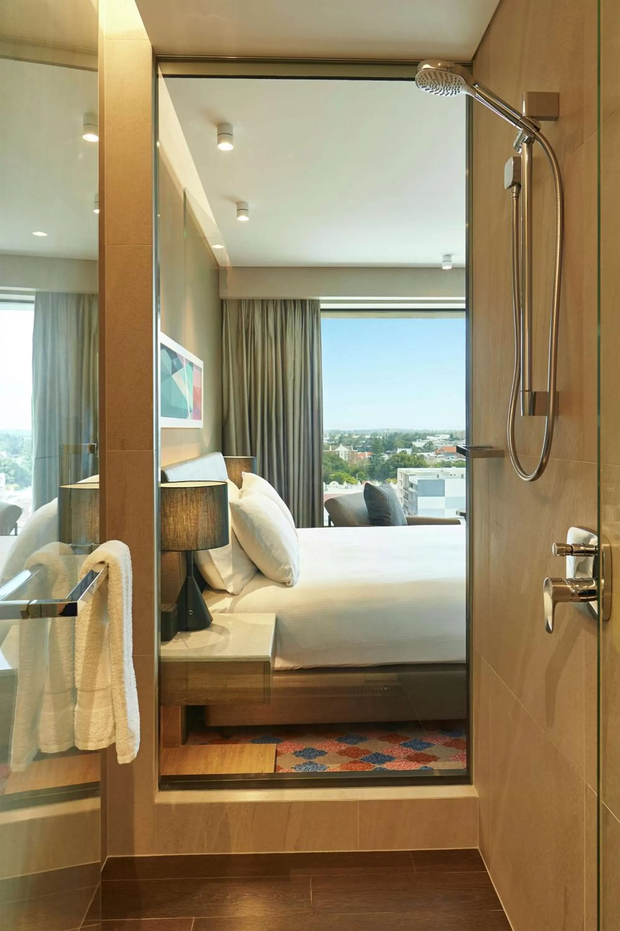 Bathroom, Bed in Doubletree By Hilton Perth Northbridge