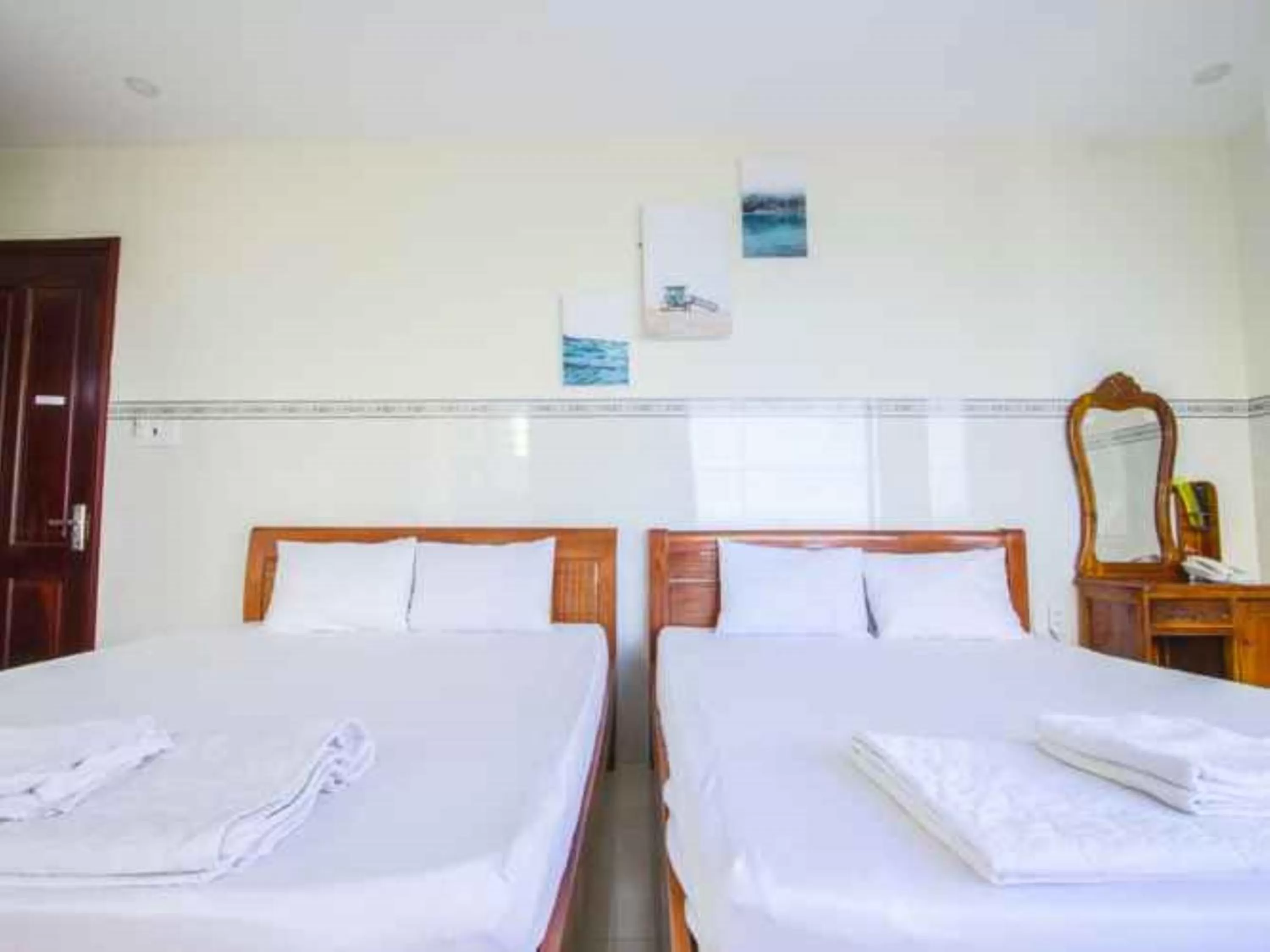 Bedroom, Bed in Hoang Phat Hotel