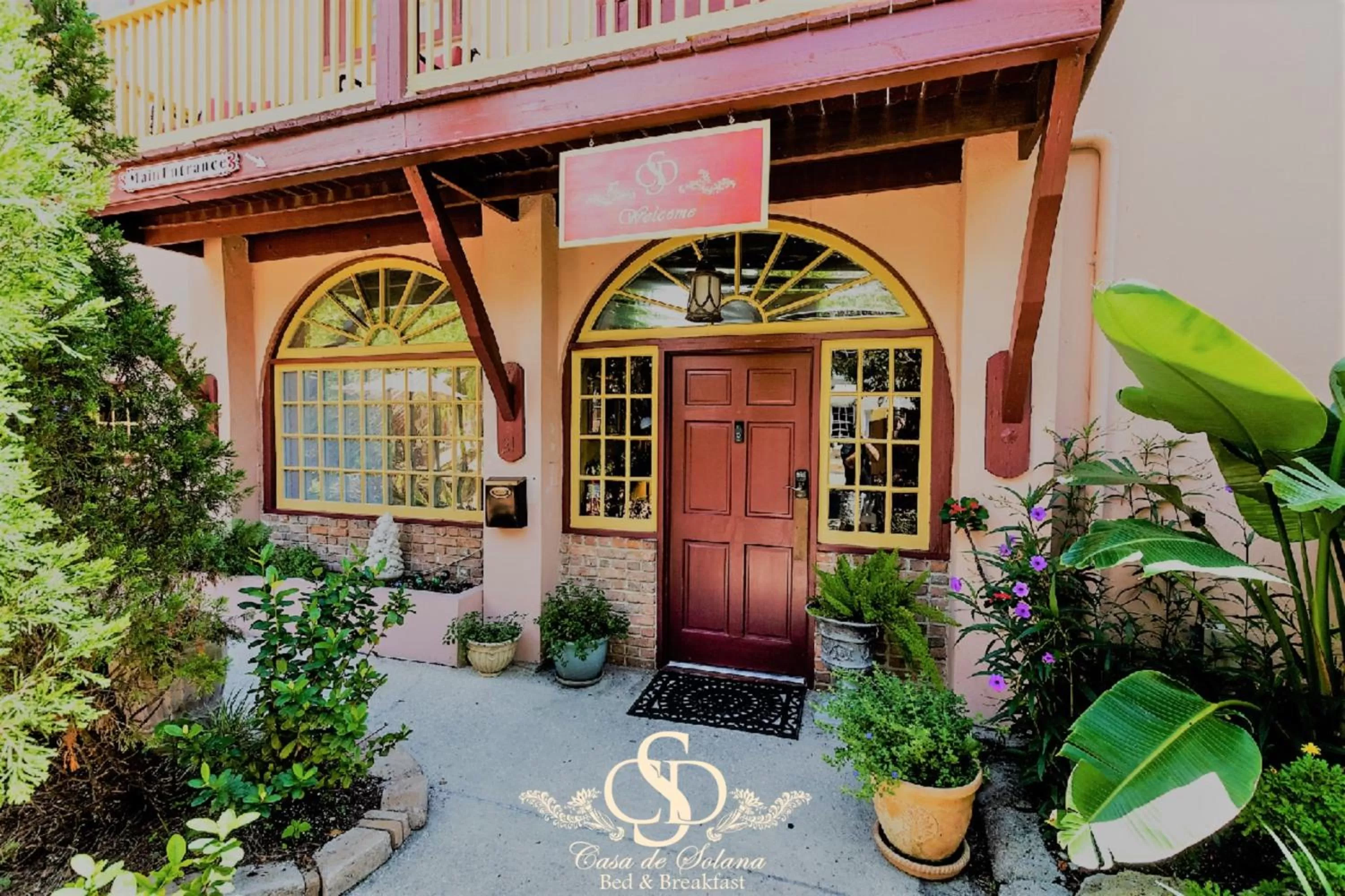 Facade/entrance in Casa De Solana & Victorian House Bed and Breakfast