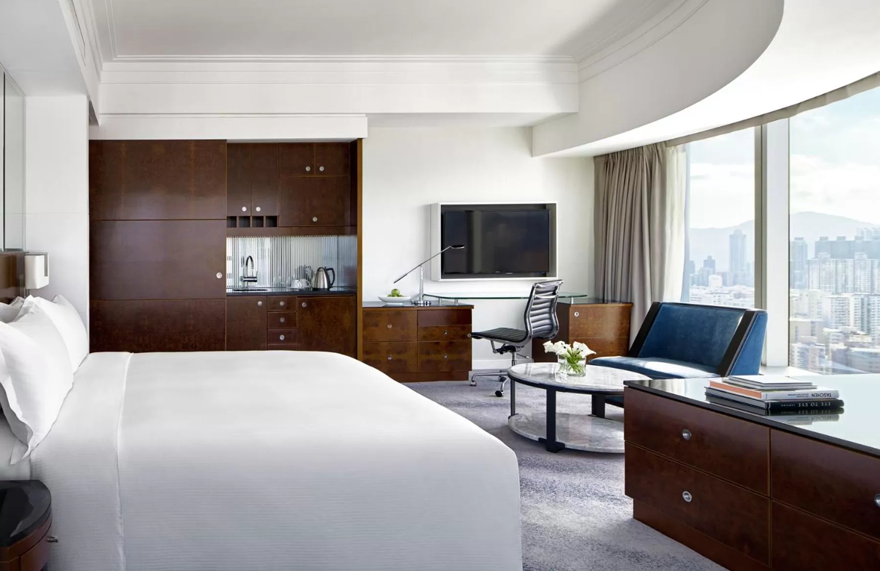 Photo of the whole room, Bed in Cordis, Hong Kong