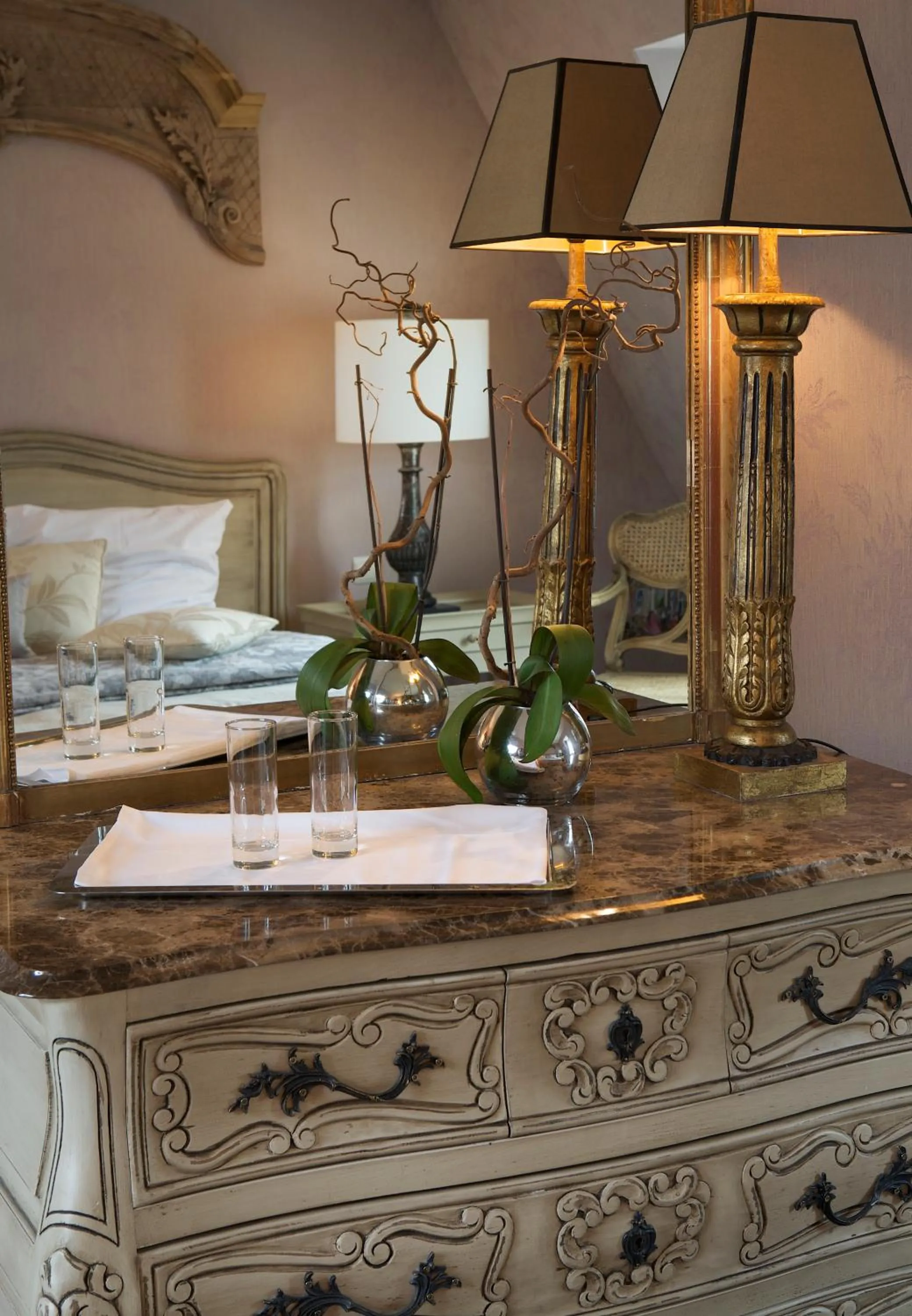 Bedroom in Hôtel Chateaubriand
