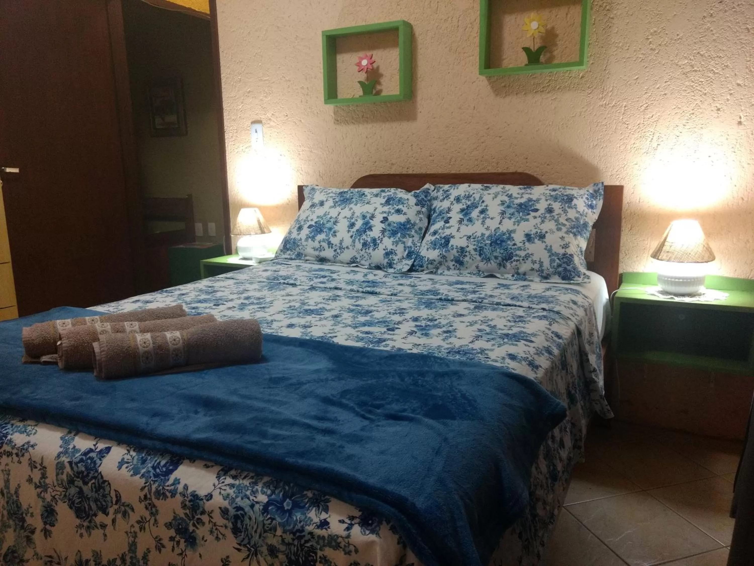 Bed in Pousada Santa Genoveva campeche