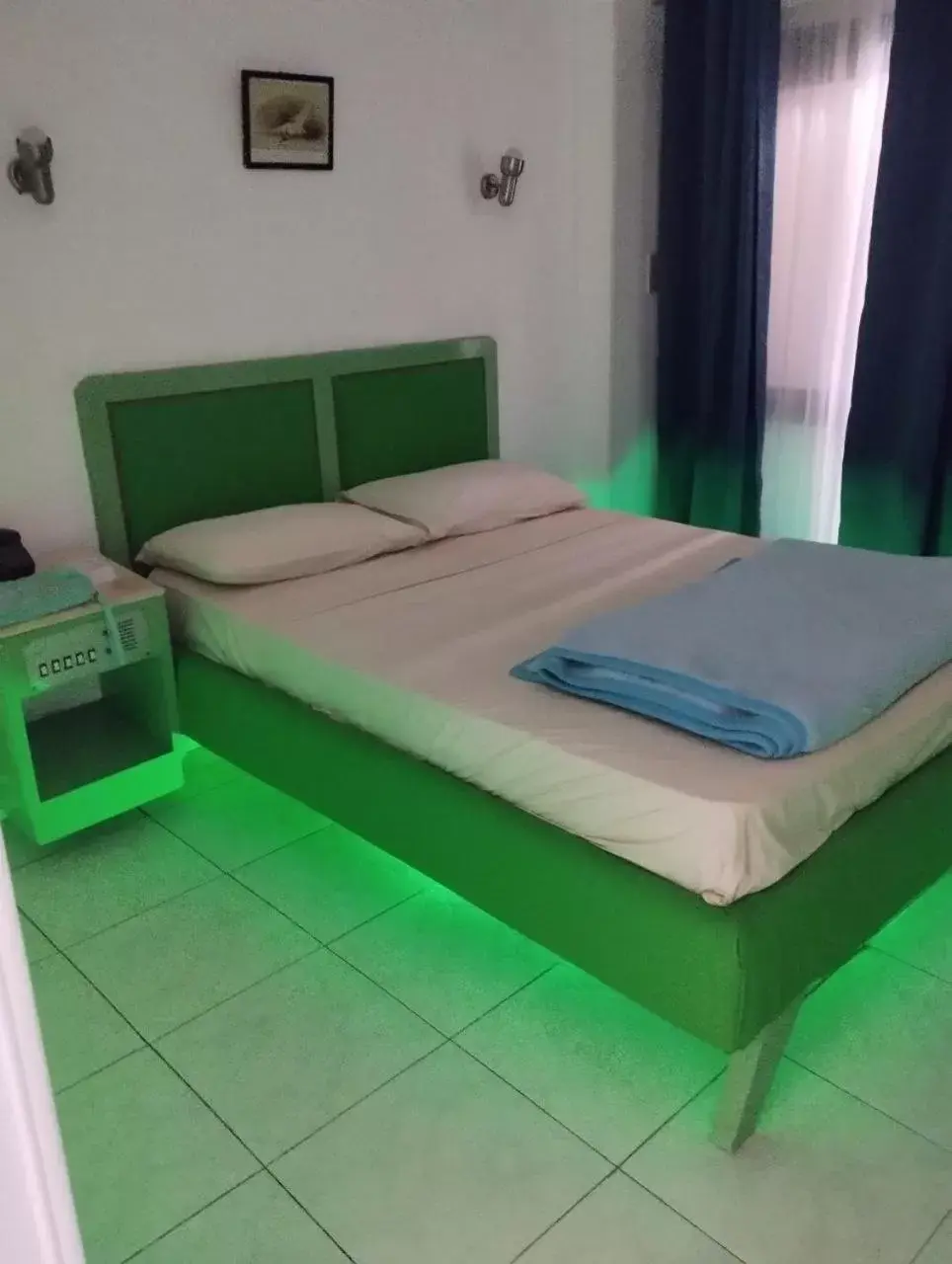 Economy Double Room in Sea View Hotel Economy Double Room in Sea View Hotel