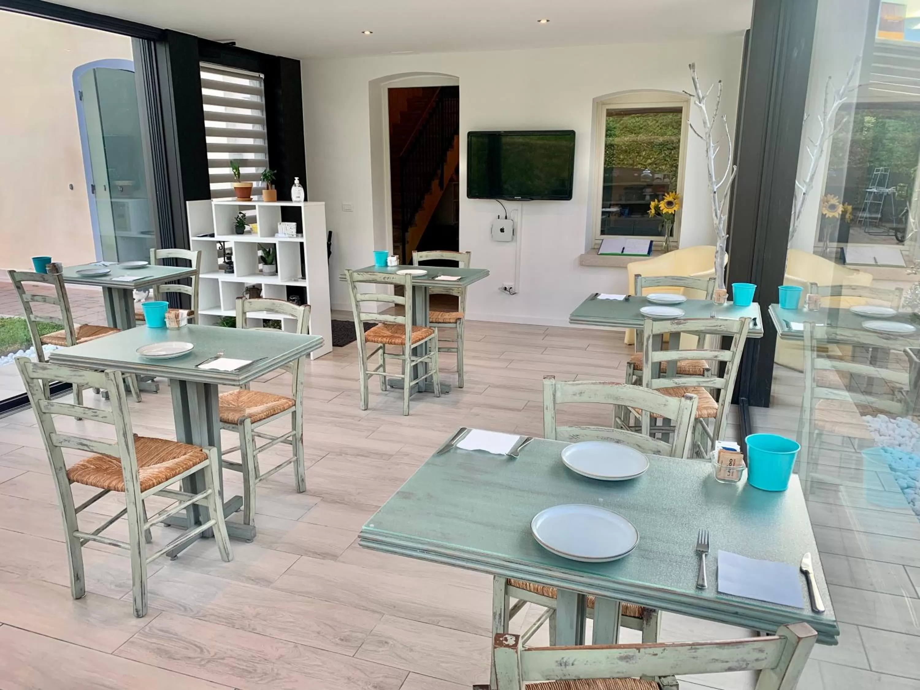 Breakfast in Villa Myosotis