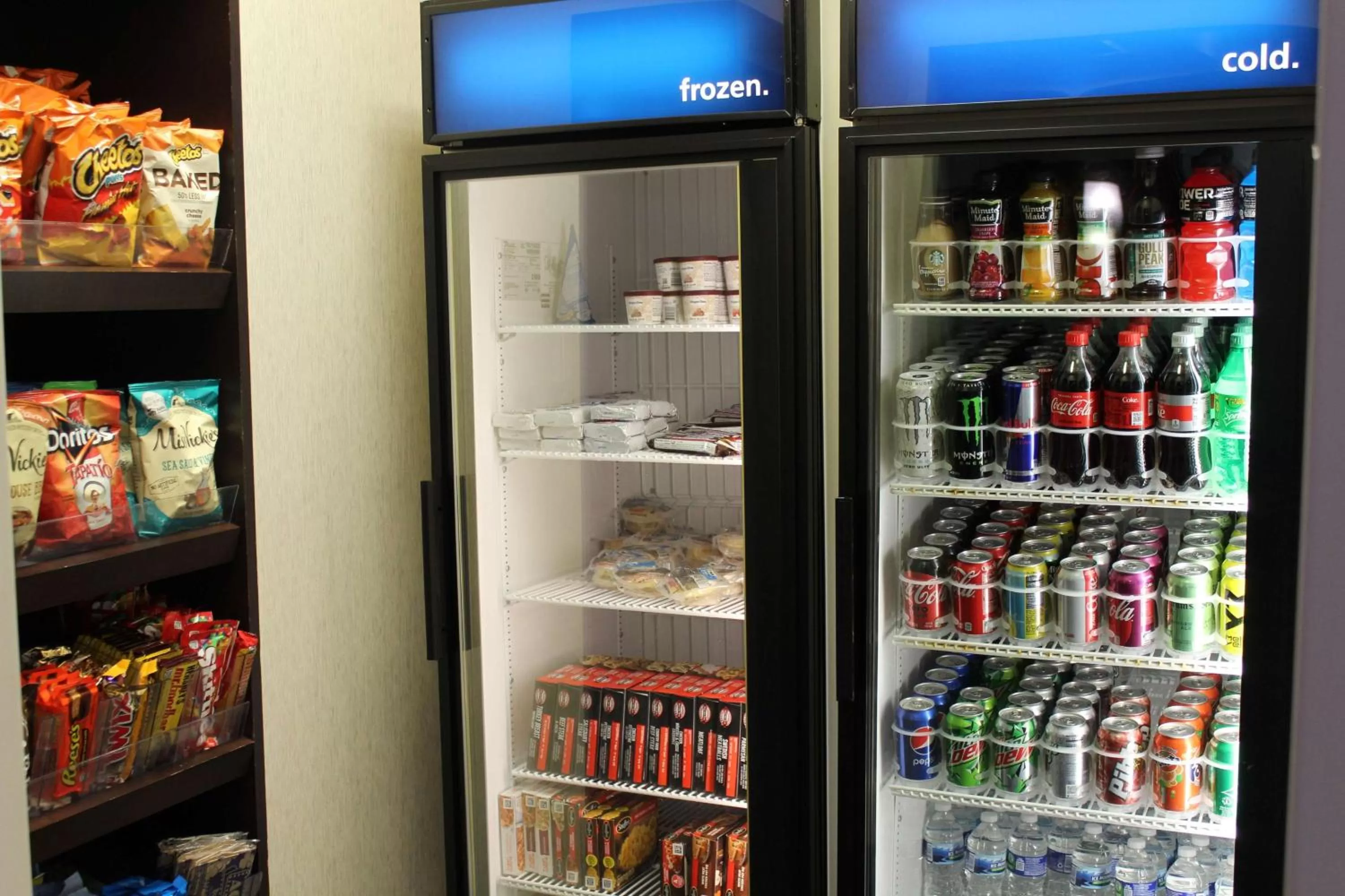 Restaurant/places to eat in Hampton Inn Indianapolis NW/Zionsville