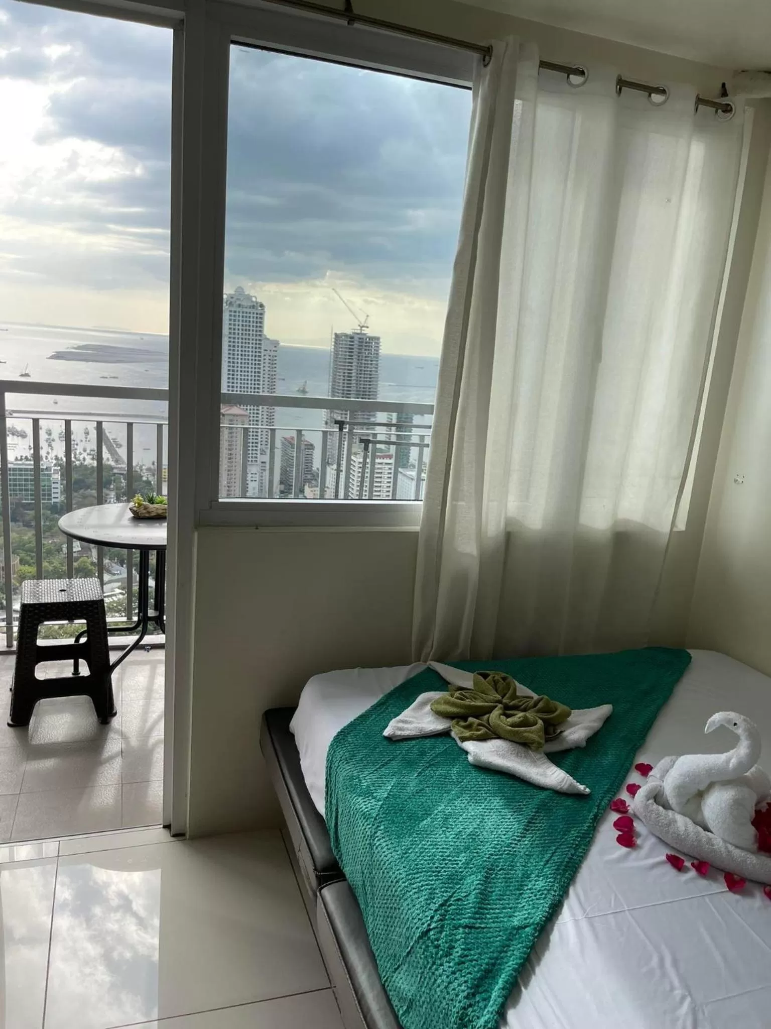 Bed in Green Residences Staycation by PBYY