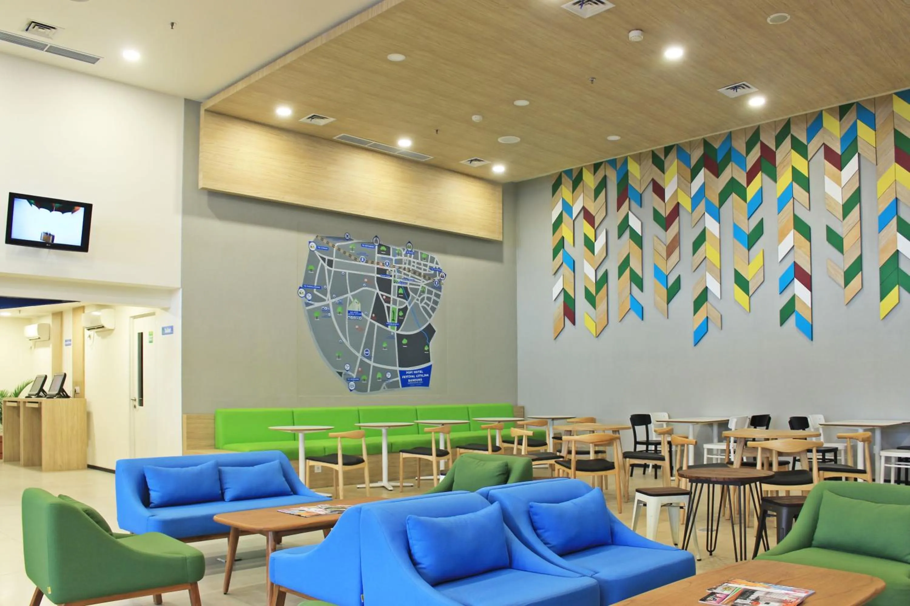 Lobby or reception in POP! Hotel Festival Citylink