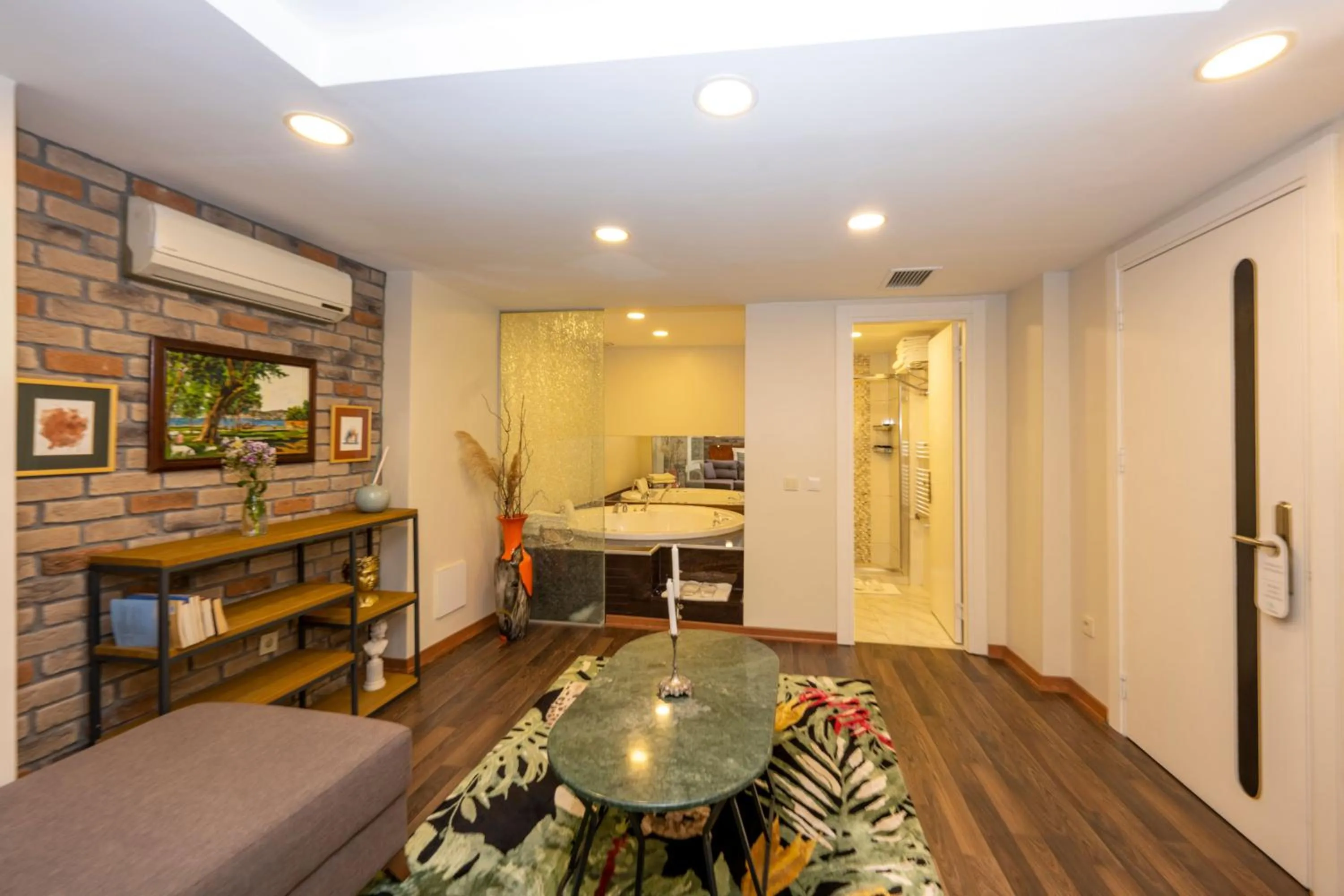 Junior Suite with Hot Tub in The Marions Suite istanbul Special Category Taksim