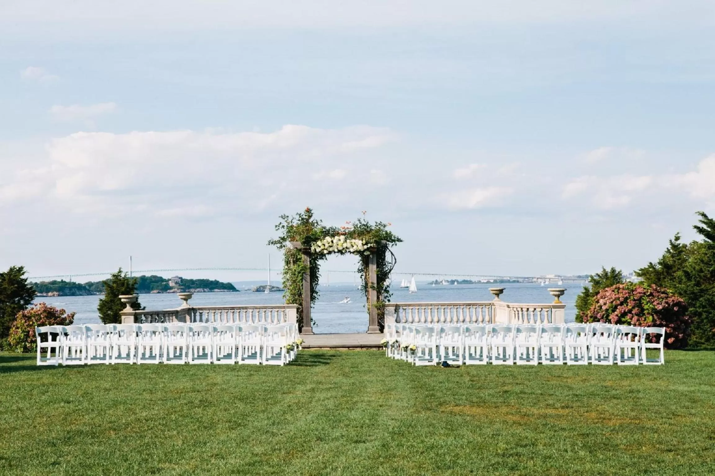 Decorative detail in Castle Hill Inn