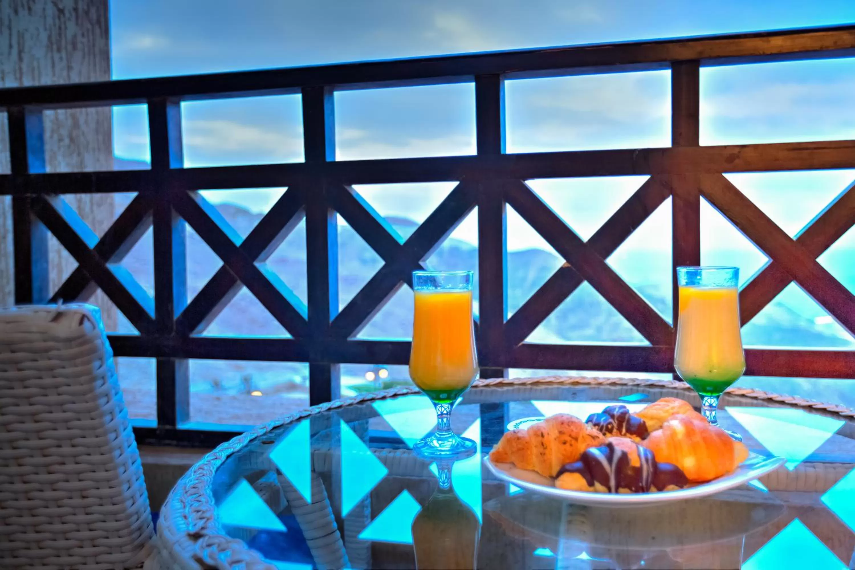 Food and drinks in Porto El Jabal Hotel