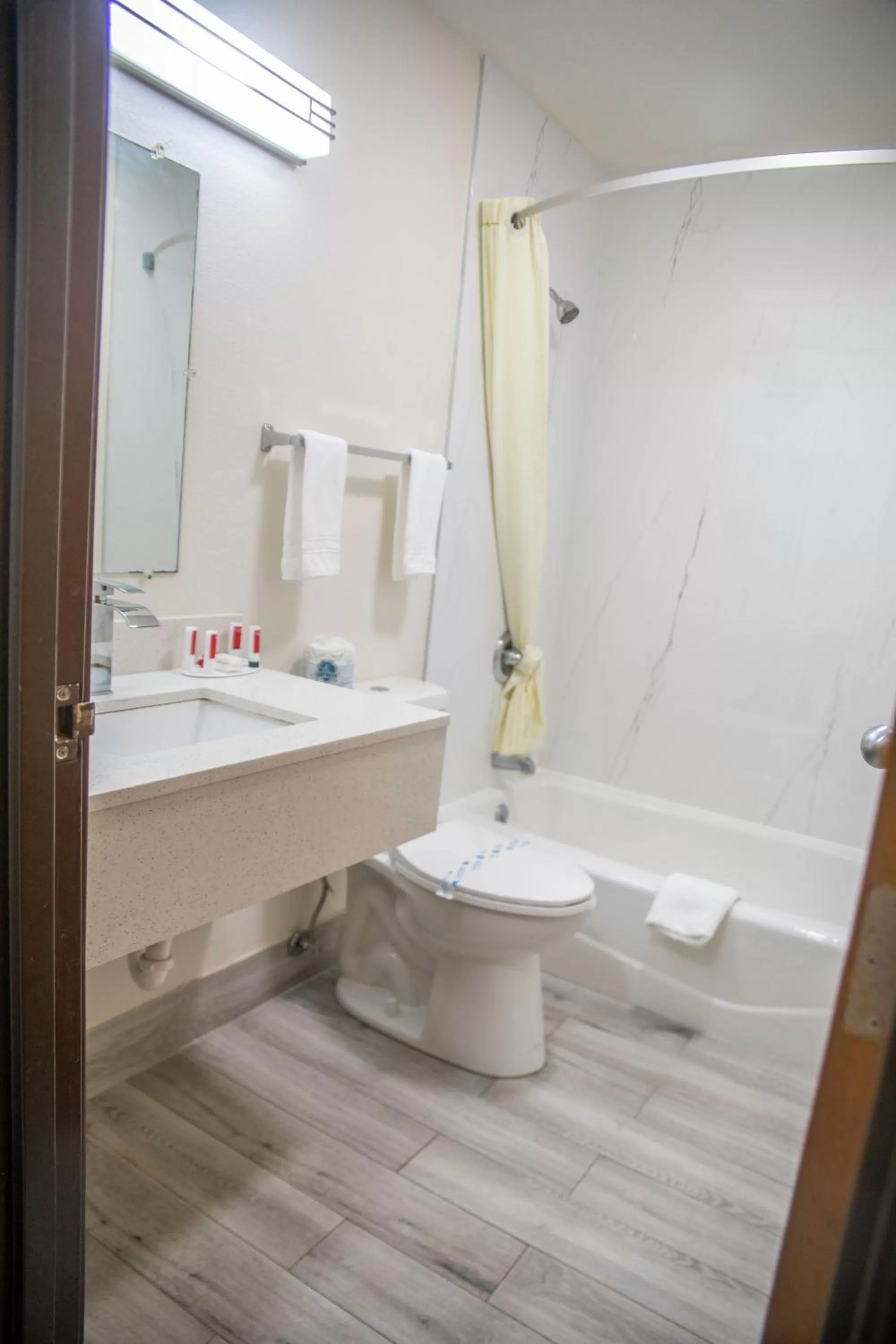 Super 8 by Wyndham Mountain Home