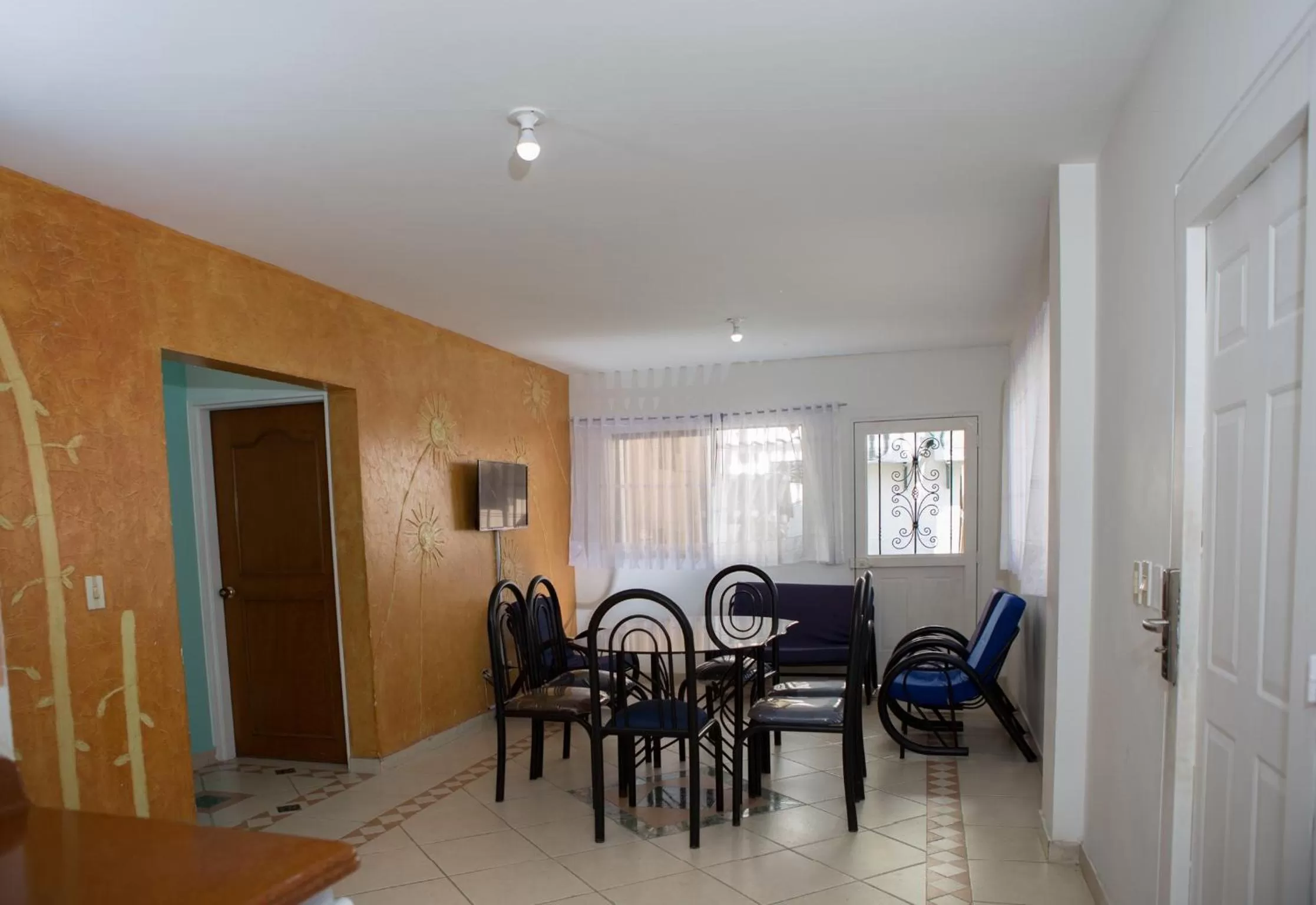 Living room, Dining Area in Hotel Anamichu Suites