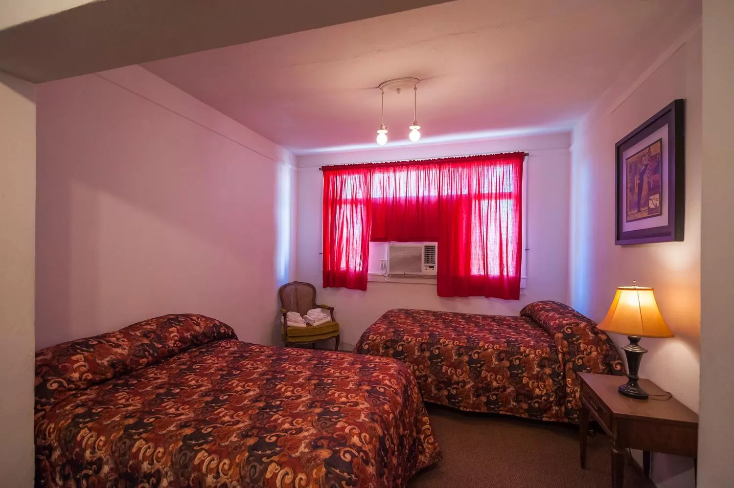 Bed in Amargosa Opera House & Hotel