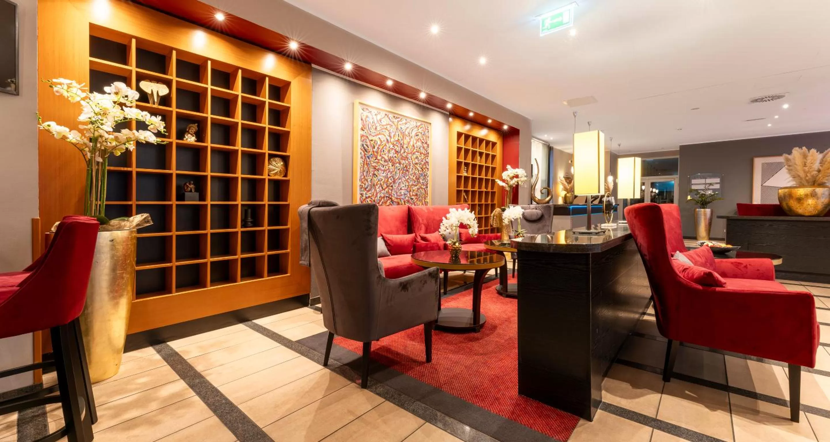 Lobby or reception in PLAZA Premium Köln