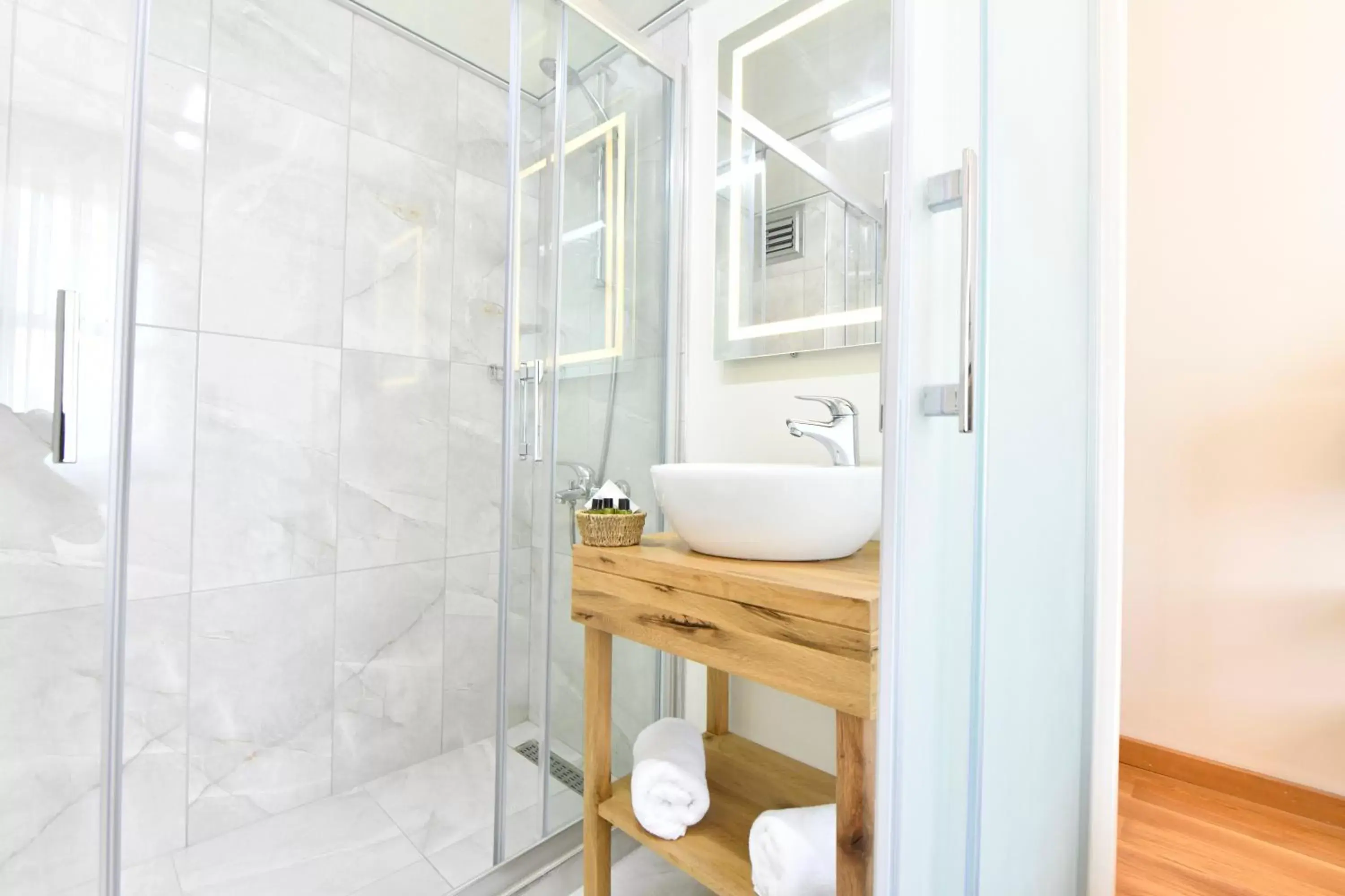 Standard Single Room in Agras Istanbul Standard Single Room in Agras Istanbul