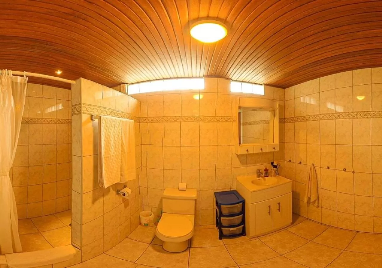 Bathroom in La Casa del Molino Blanco B&B