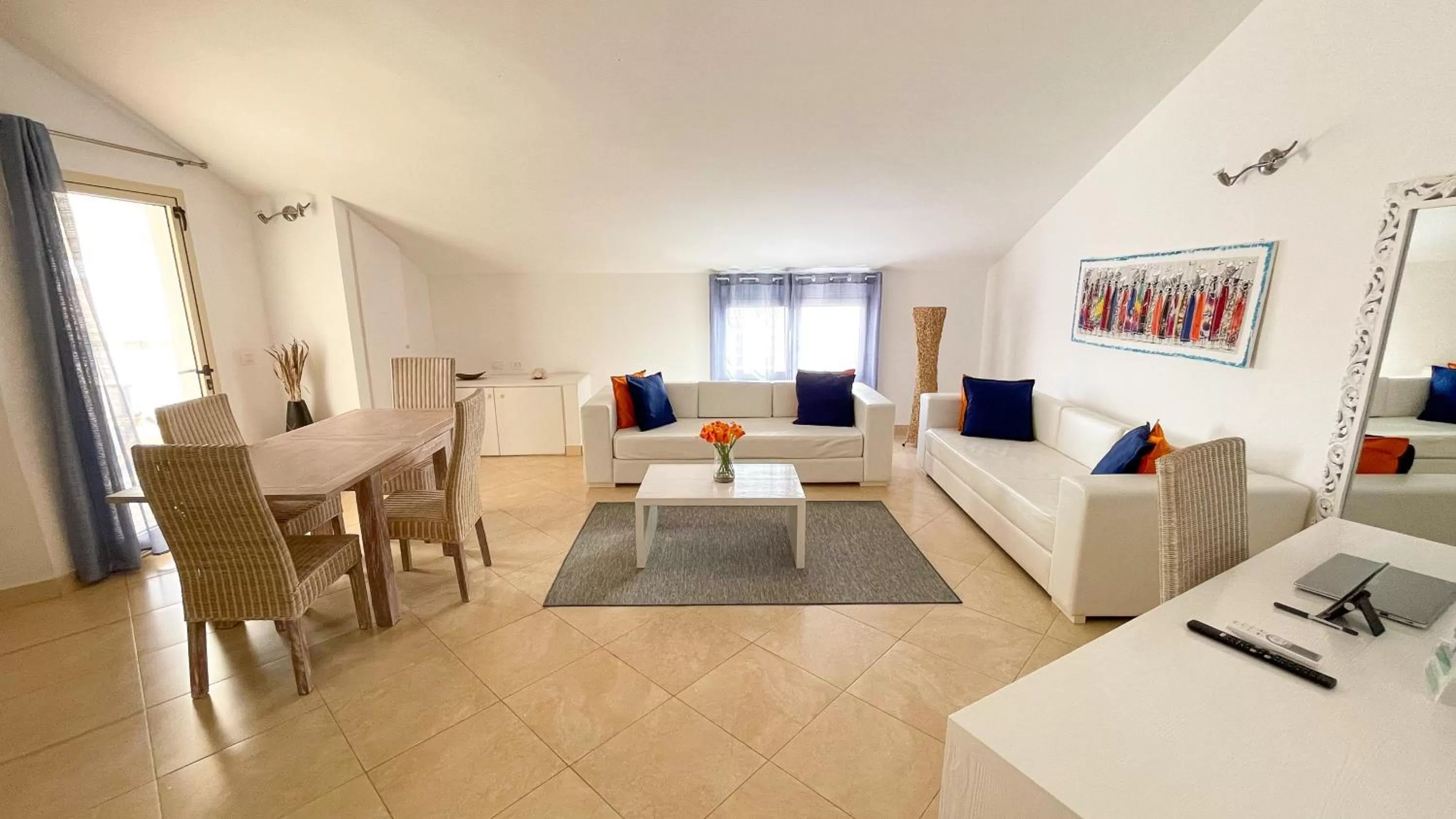 Living room in Branco Suites - Rooms & Holiday Apartments