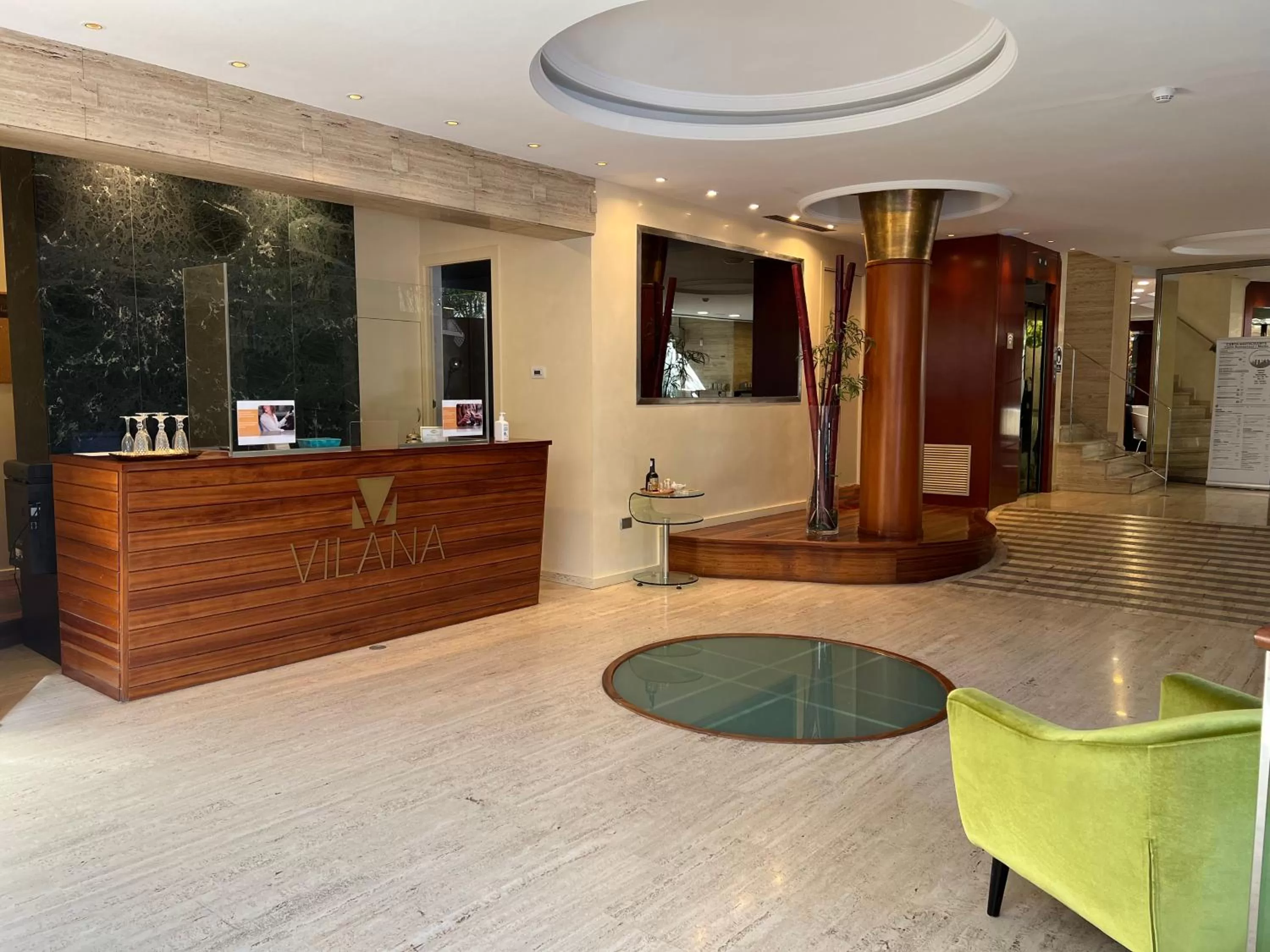 Lobby or reception in Vilana Hotel Boutique