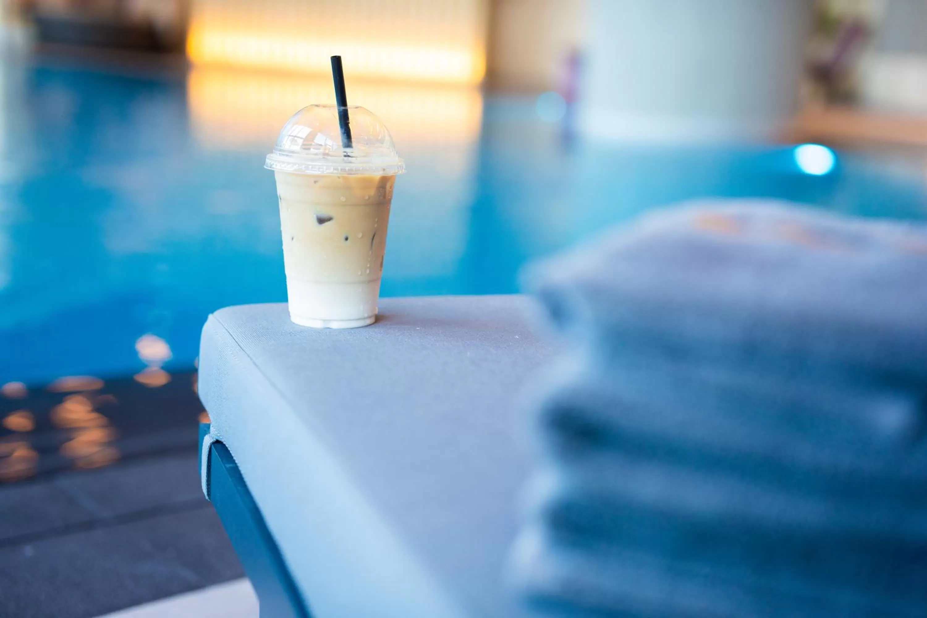 Swimming pool in Kuwait Grand Hotel