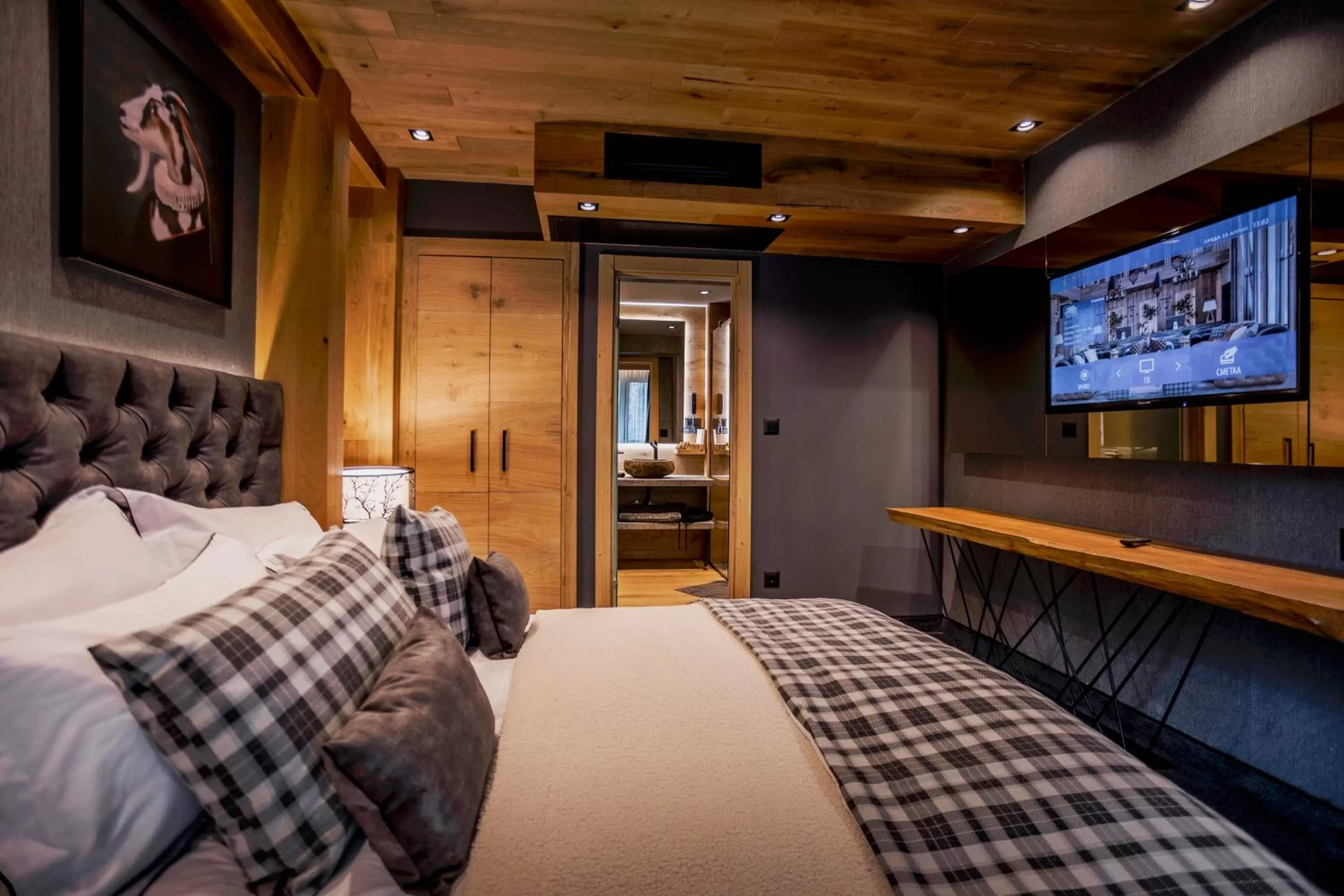 Bedroom, Bed in Kashmir Wellness & SPA Hotel Adults Only