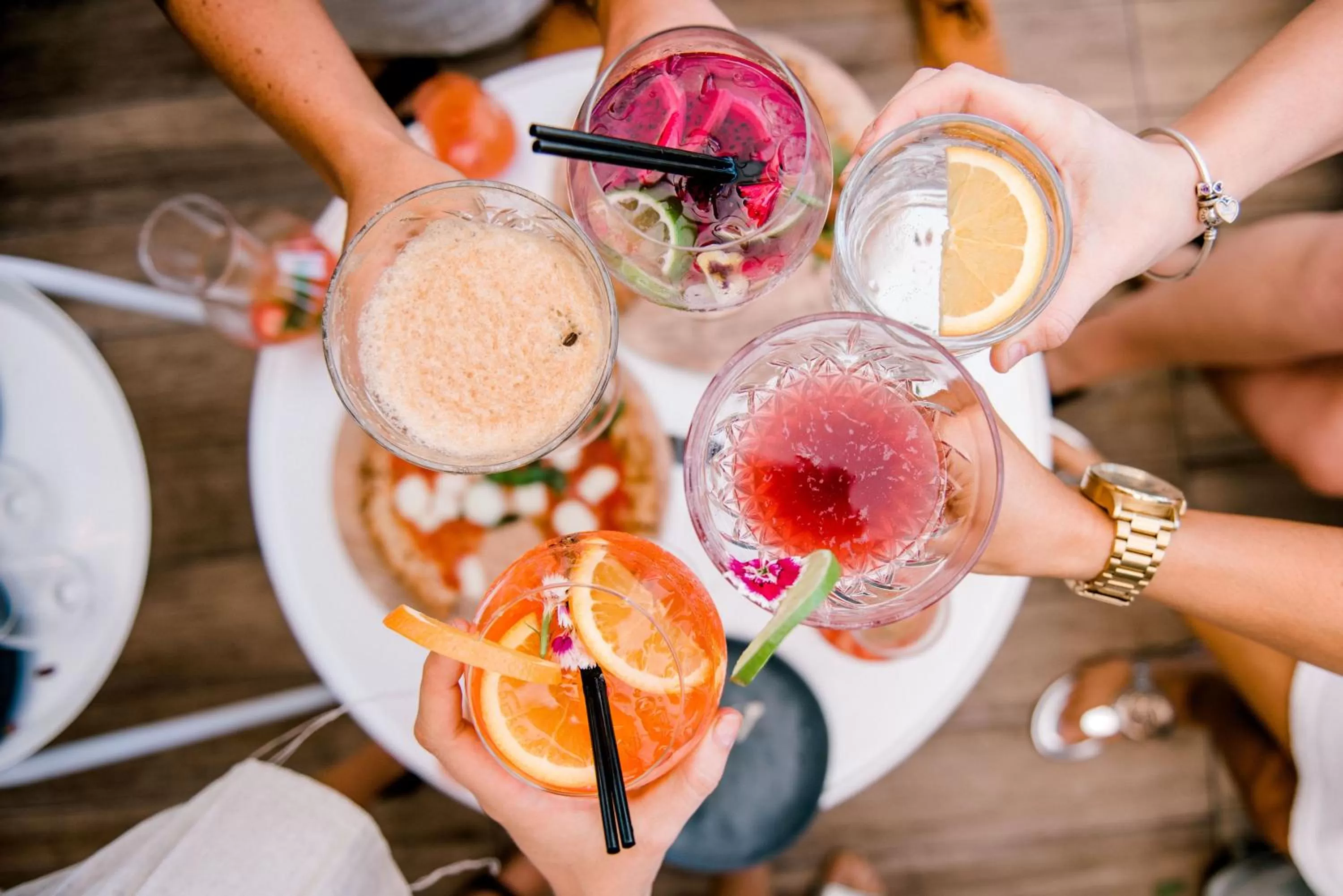 Food and drinks in Mantra at Sharks