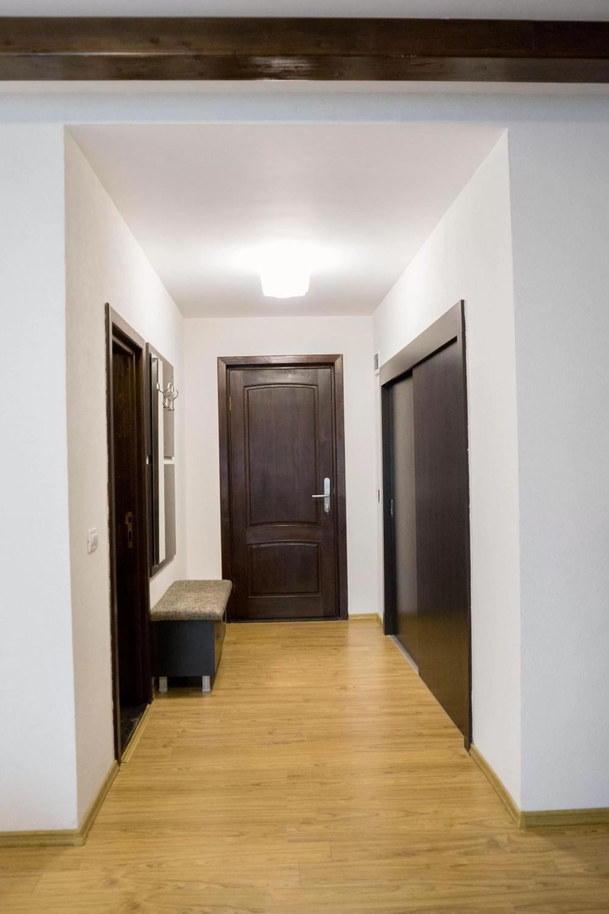 Photo of the whole room in Nest