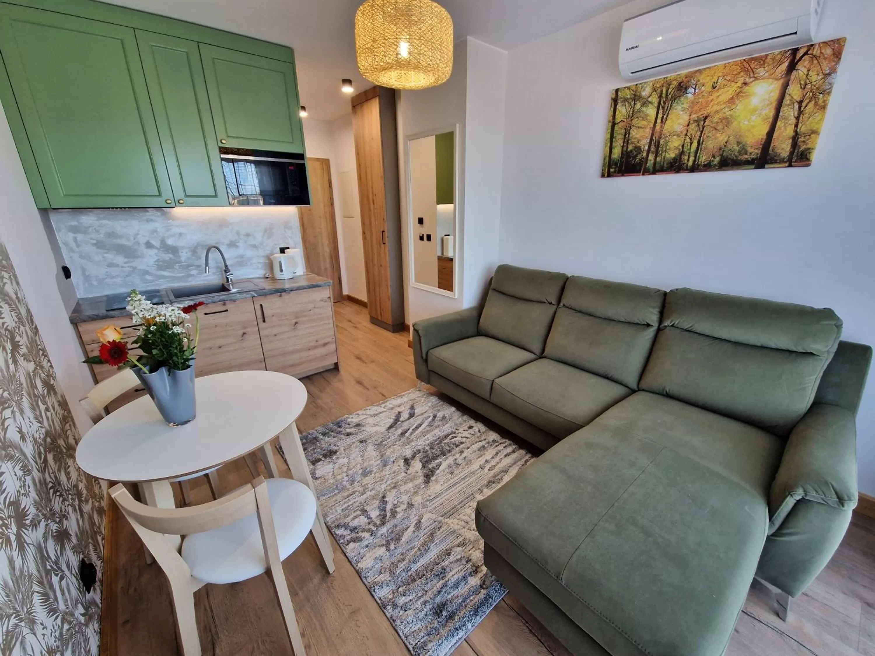 Deluxe Double Room with Balcony in Zatoka Wypoczynku Apartamenty