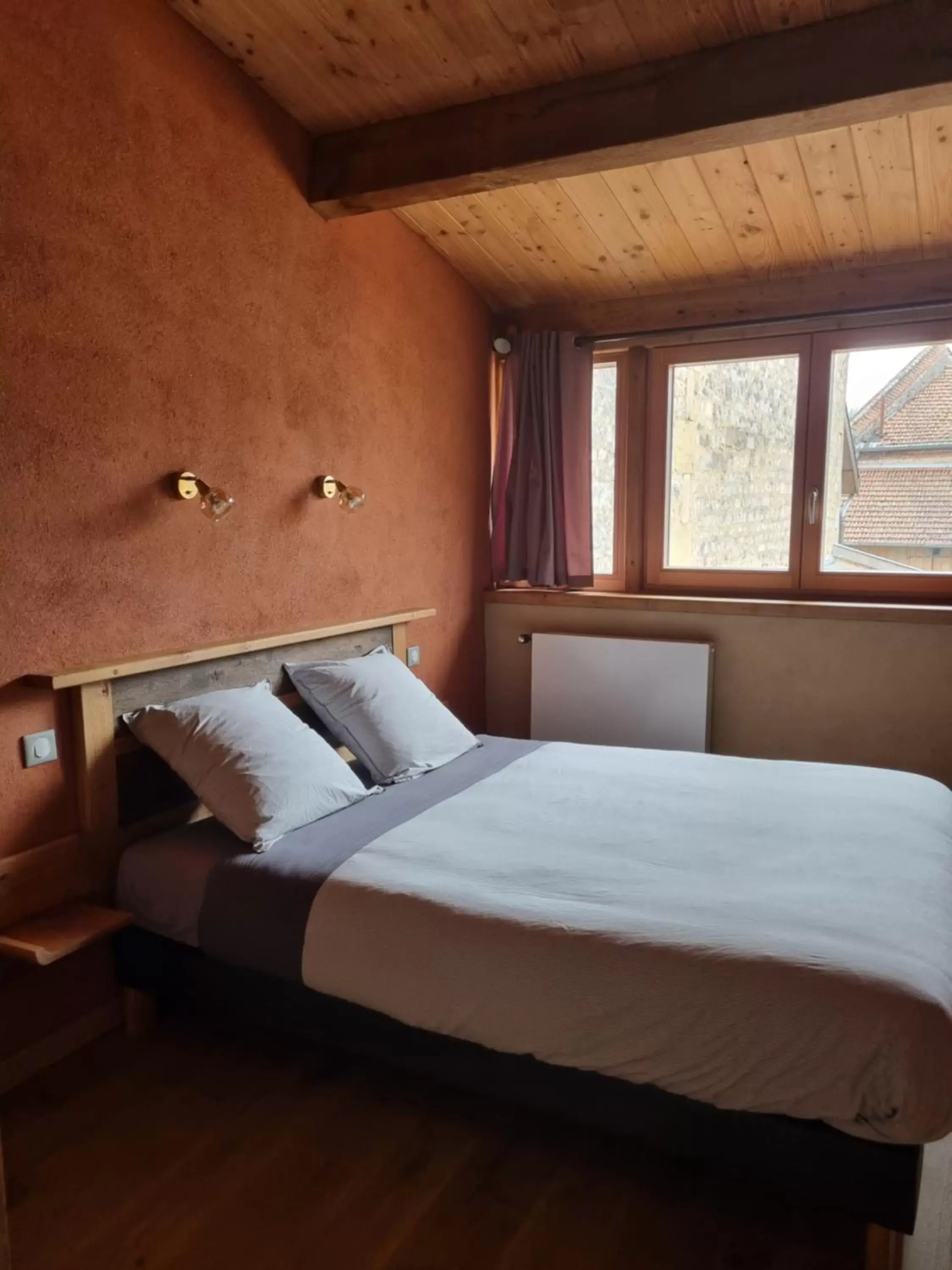 Small Double Room in L'Attegia Lia Small Double Room in L'Attegia Lia