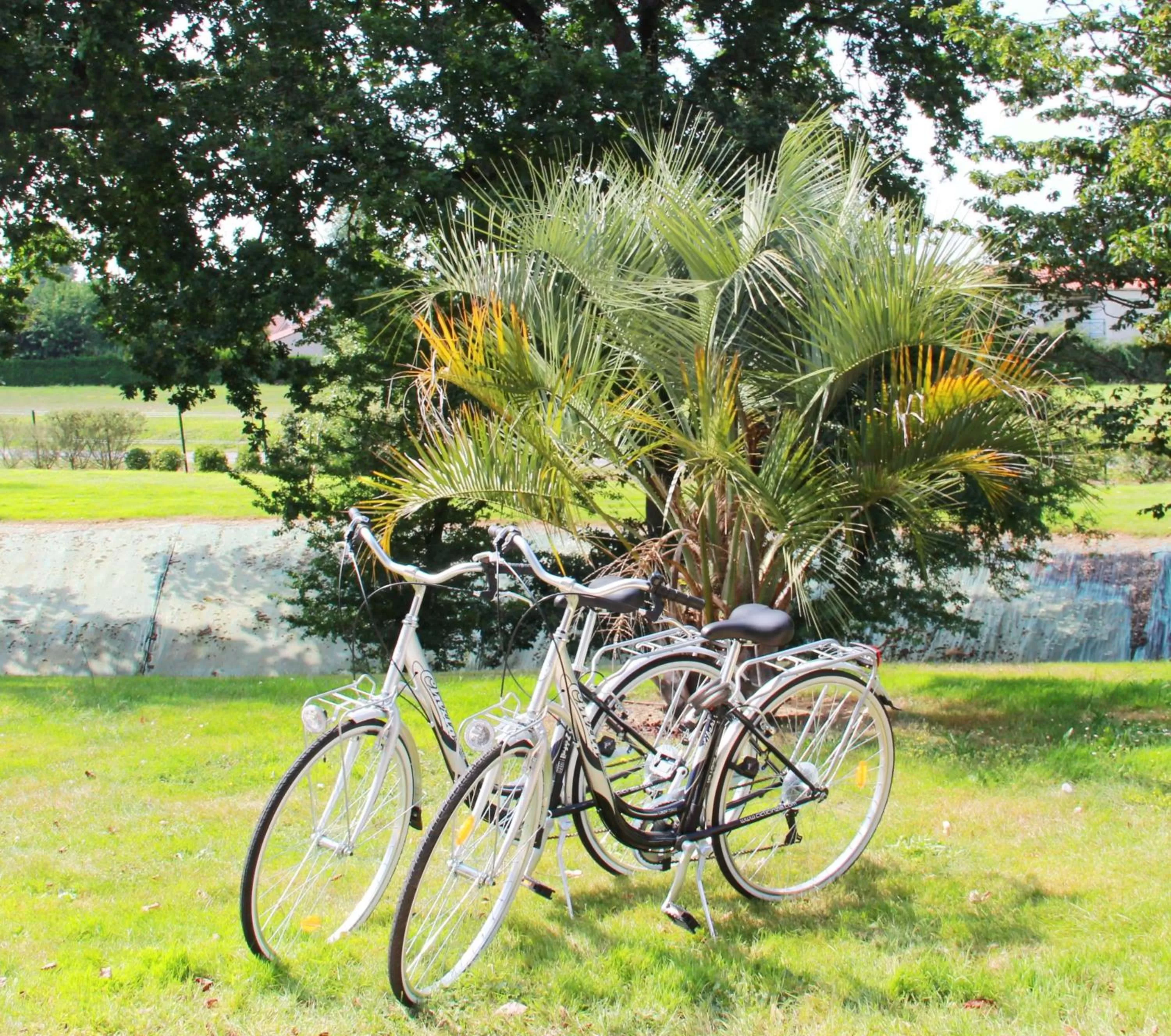 Cycling in Best Western Hotel Nuit De Retz Nantes Sud