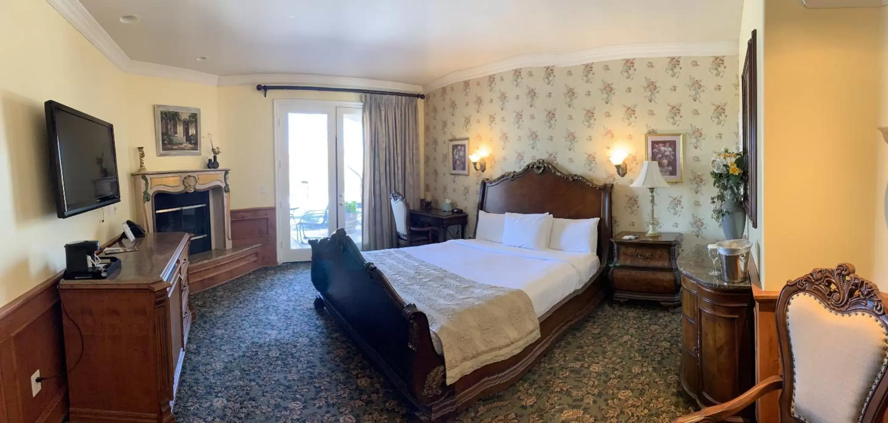 King Room in Churon Inn Winery King Room in Churon Inn Winery