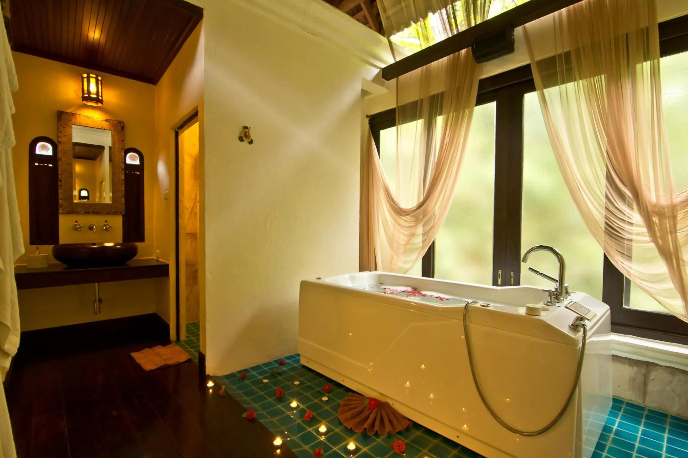 Hot Tub in Panviman Chiang Mai Spa Resort