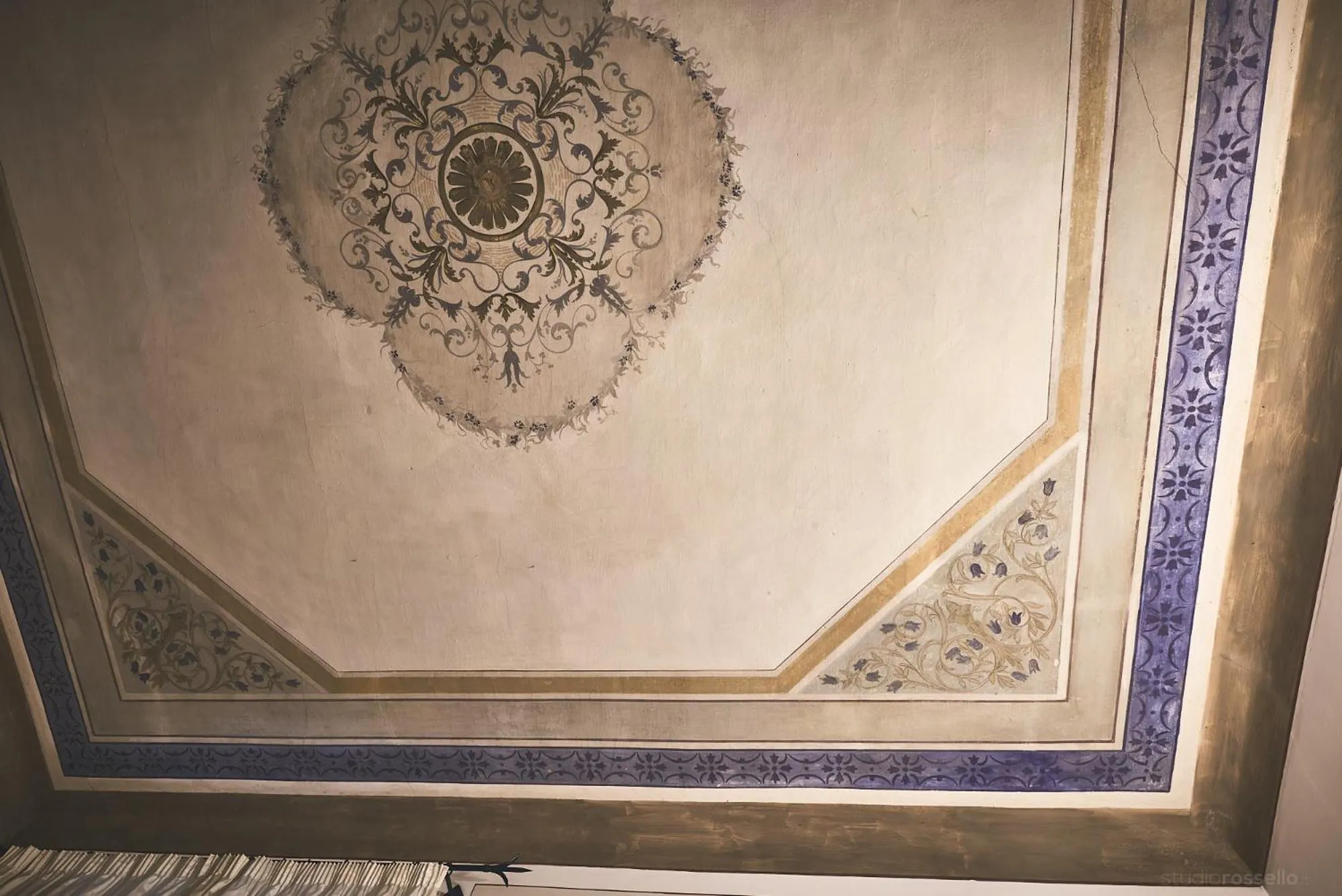 Decorative detail in Affittacamere San Teodoro