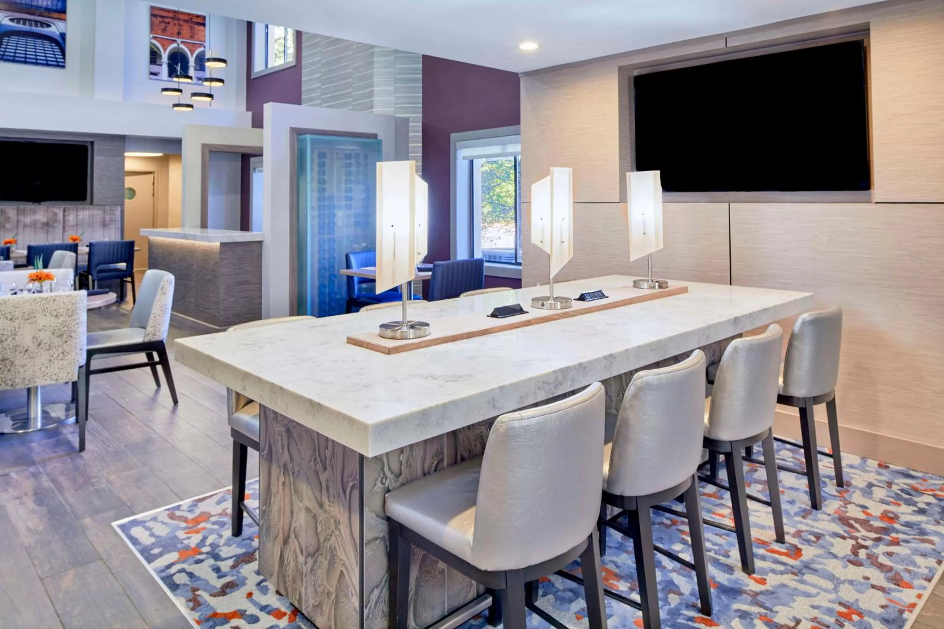 Lobby or reception in DoubleTree by Hilton Atlanta Alpharetta-Windward