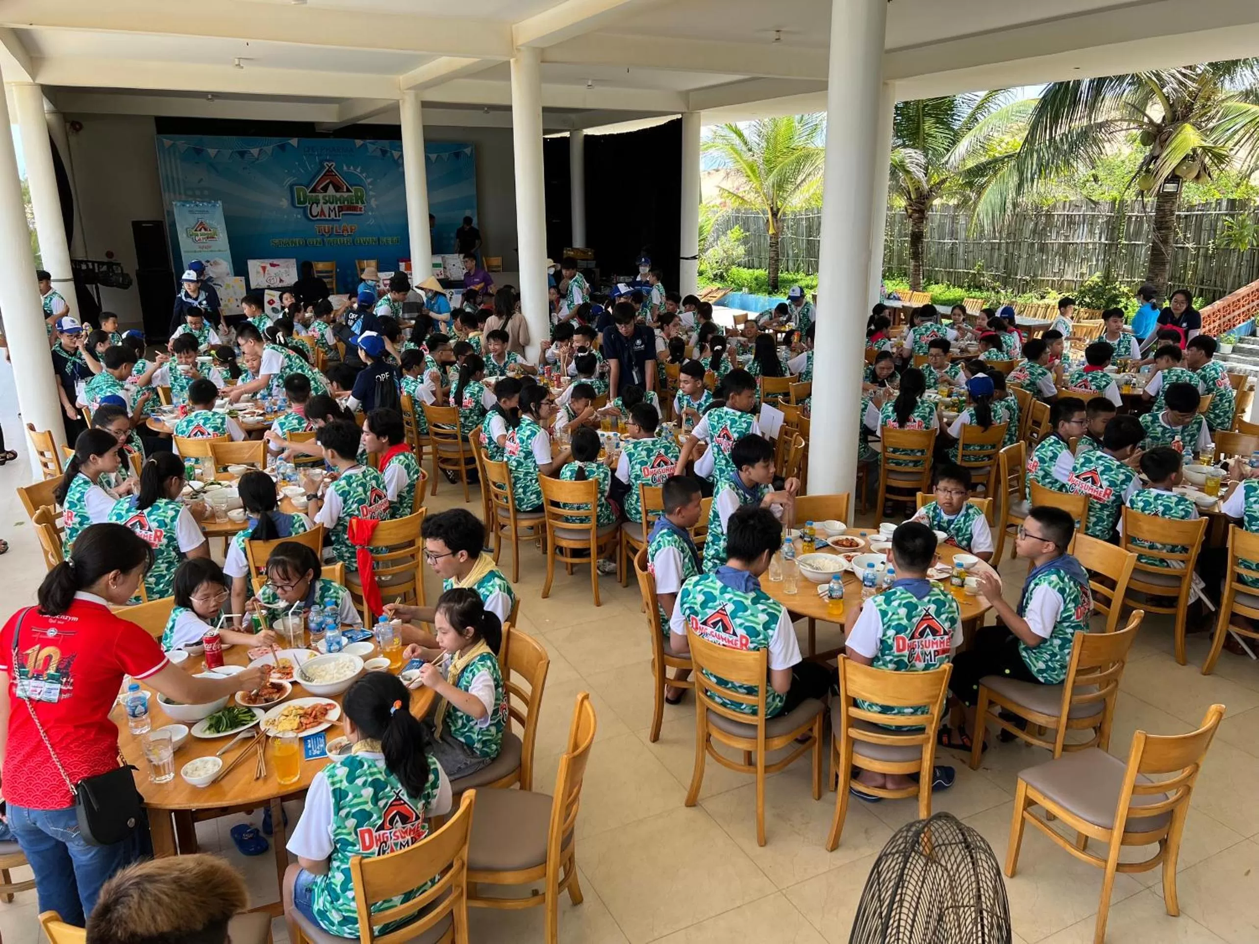 Restaurant/Places to Eat in Hoa Loi resort, Song Cau-Phu Yen