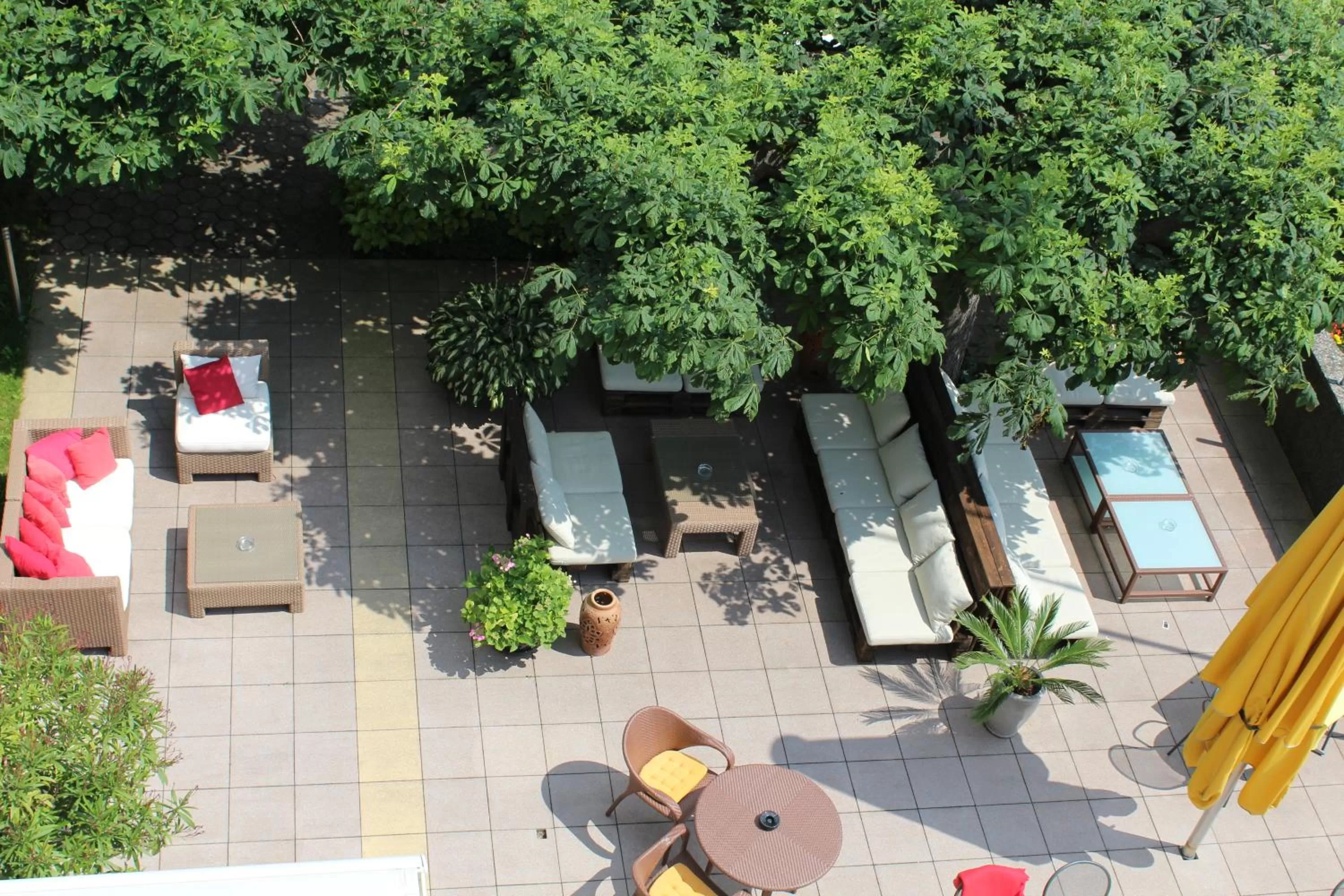 Restaurant/places to eat in Hotel Restaurant Bellevue au Lac