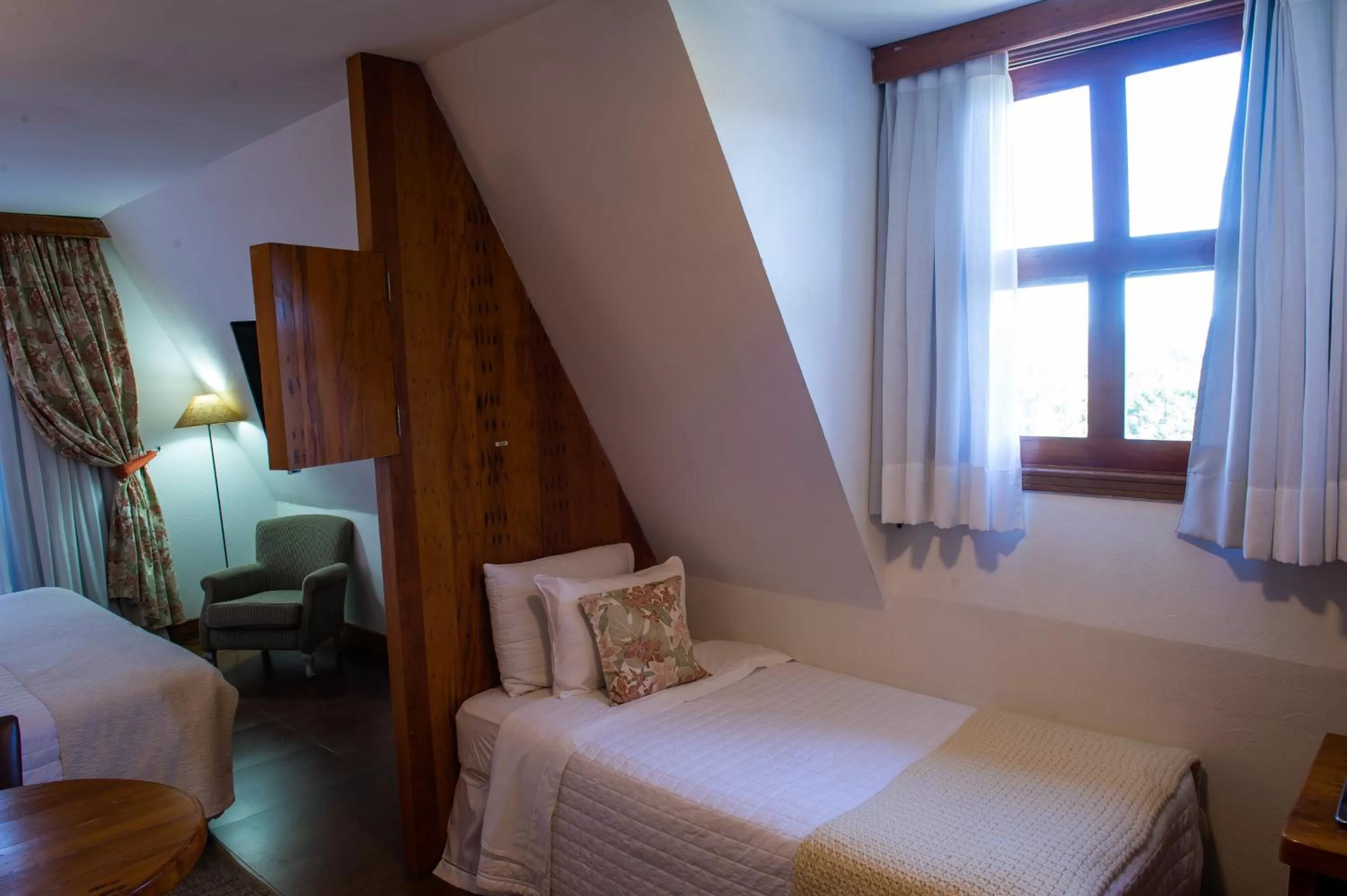 Hot Tub, Bed in Pousada das Lavandas