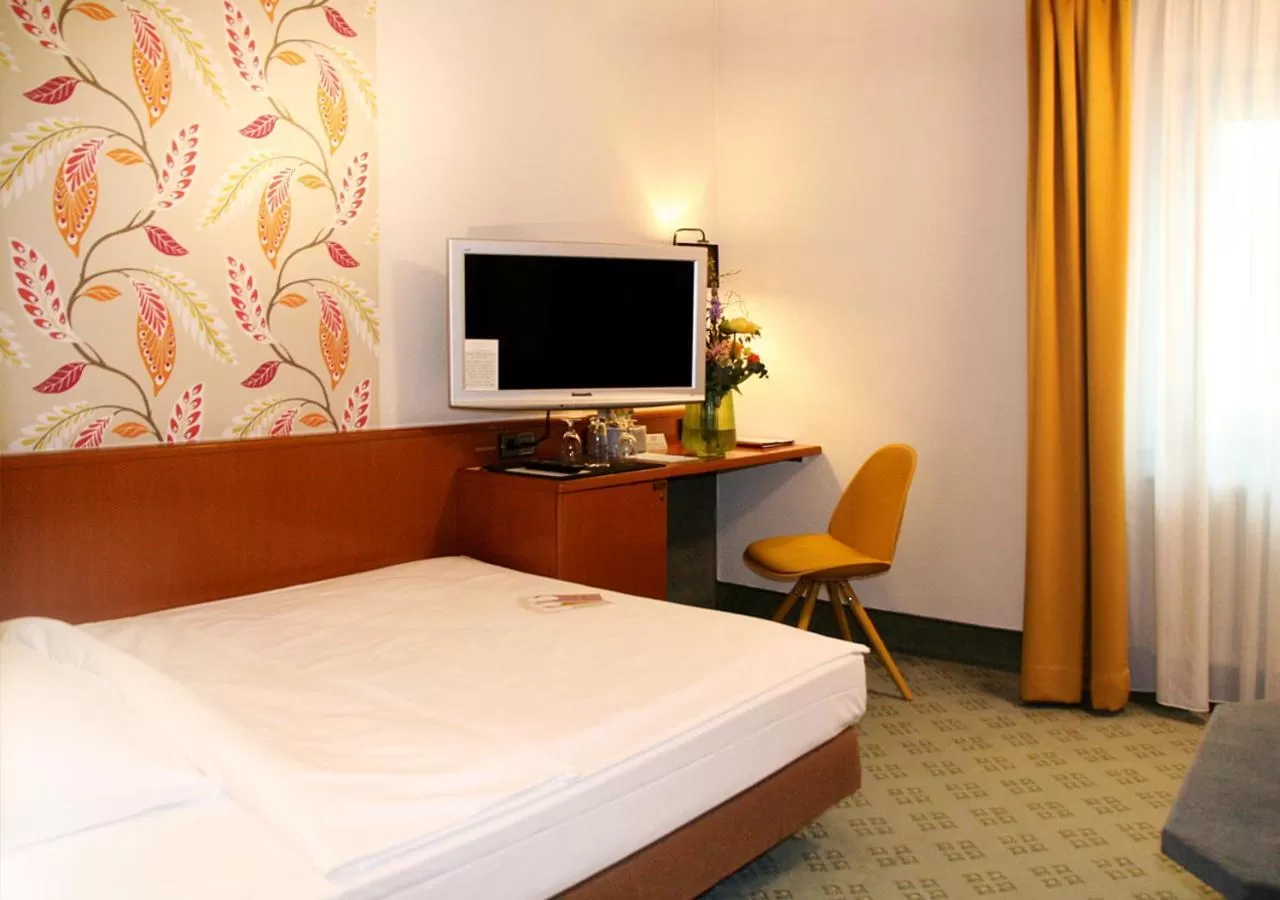 Photo of the whole room, Bed in AVIA Hotel