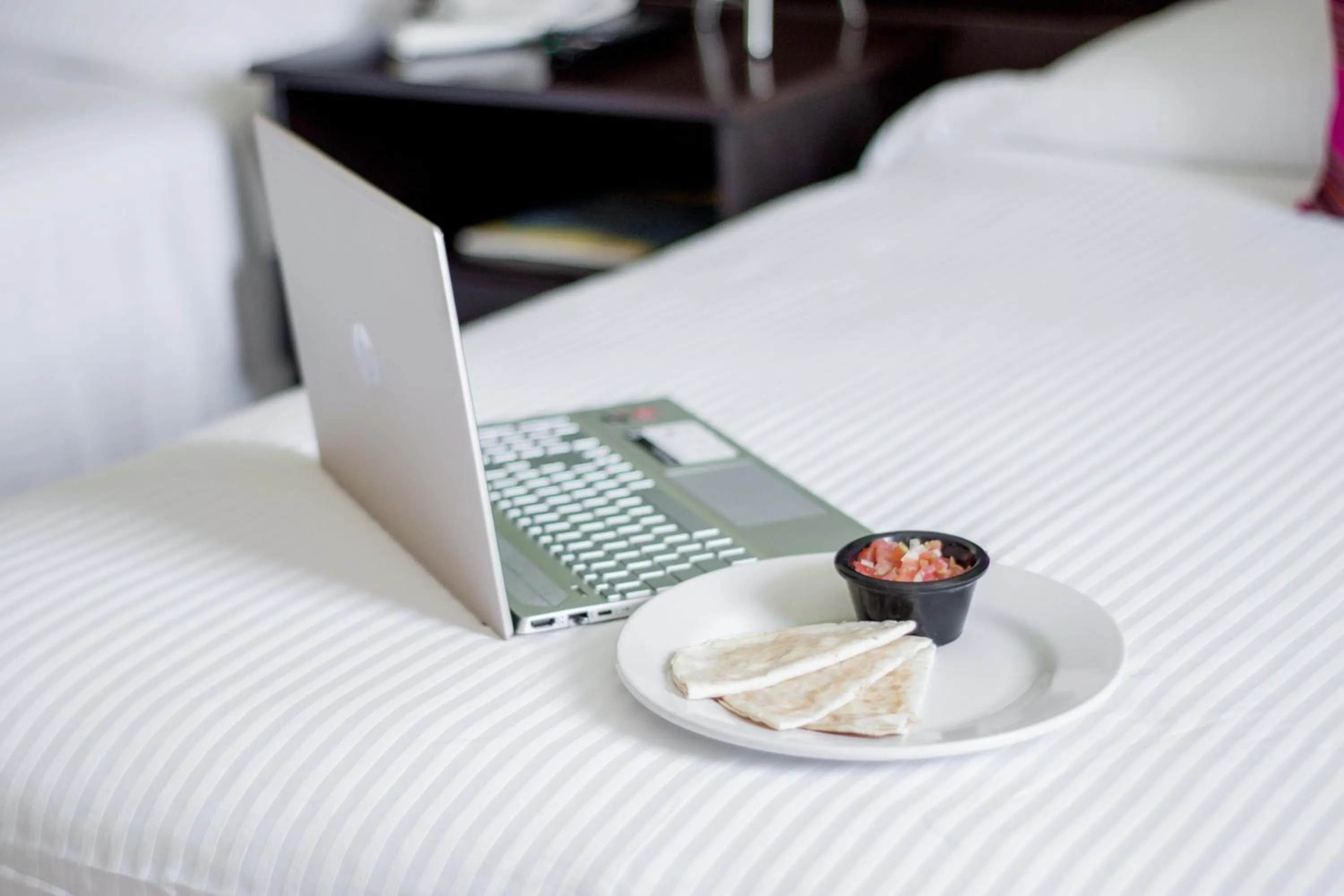 Bed in Chiapas Hotel Express, Tuxtla Gutierrez