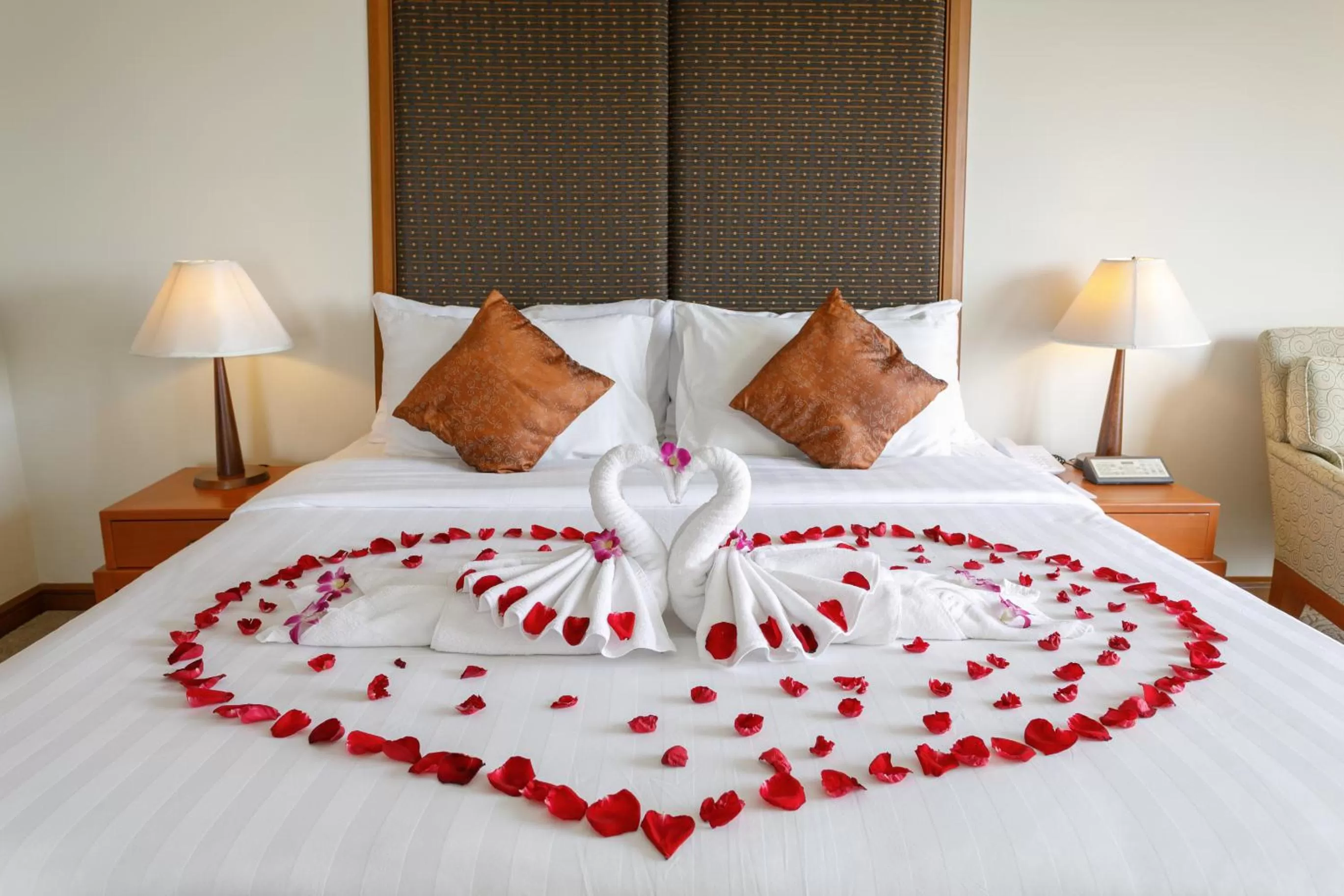 Photo of the whole room, Bed in Amora Thapae Hotel Chiang Mai