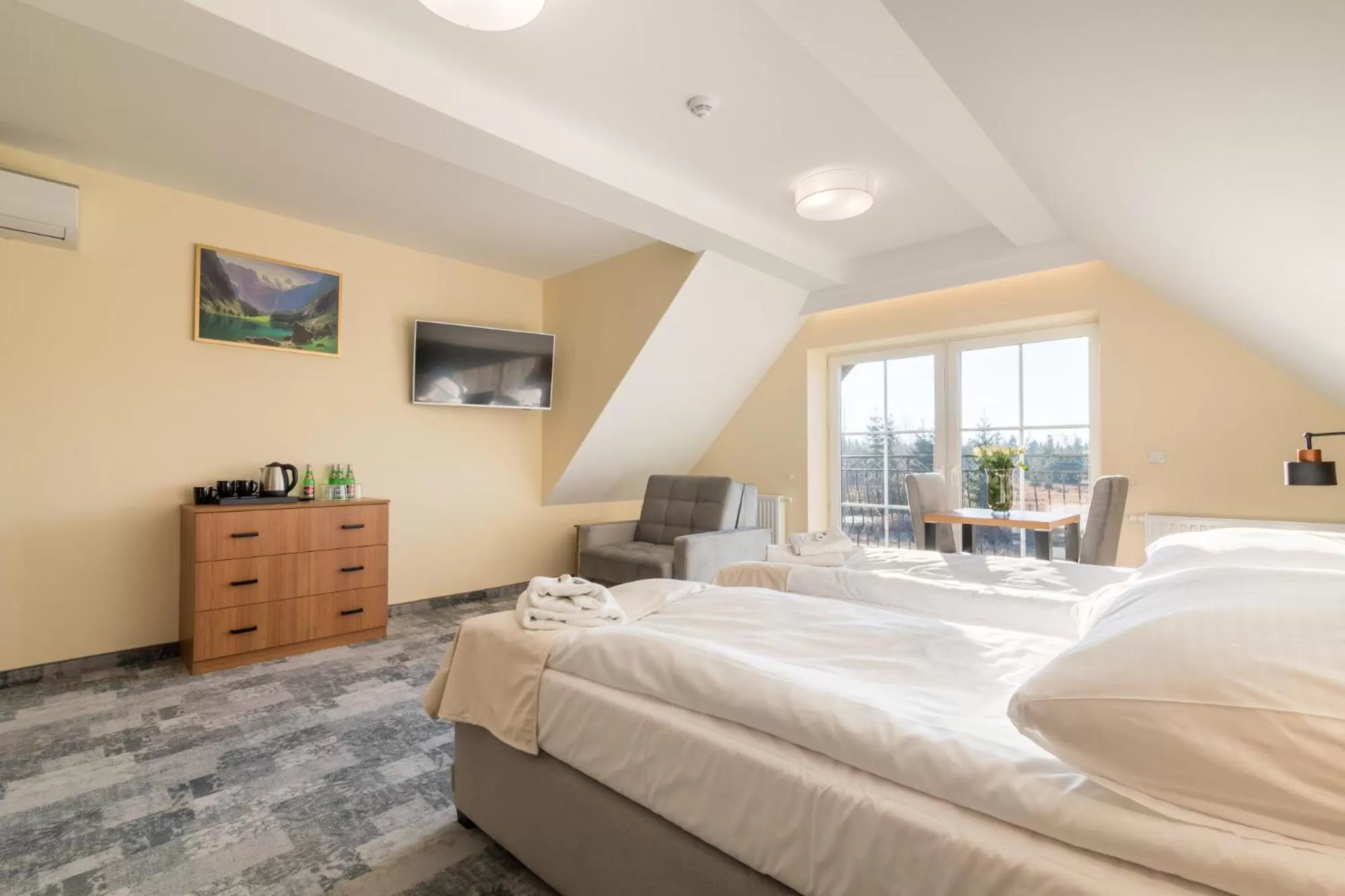 TV and multimedia, Bed in Hotel Perła Dunajca