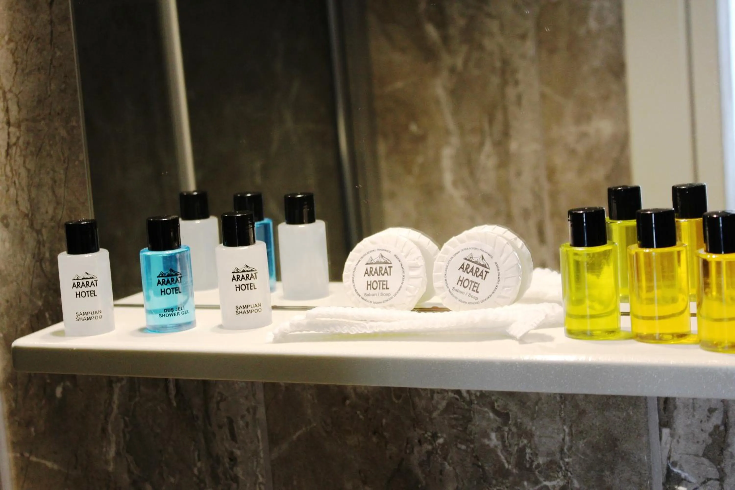 Shower in Ararat Hotel