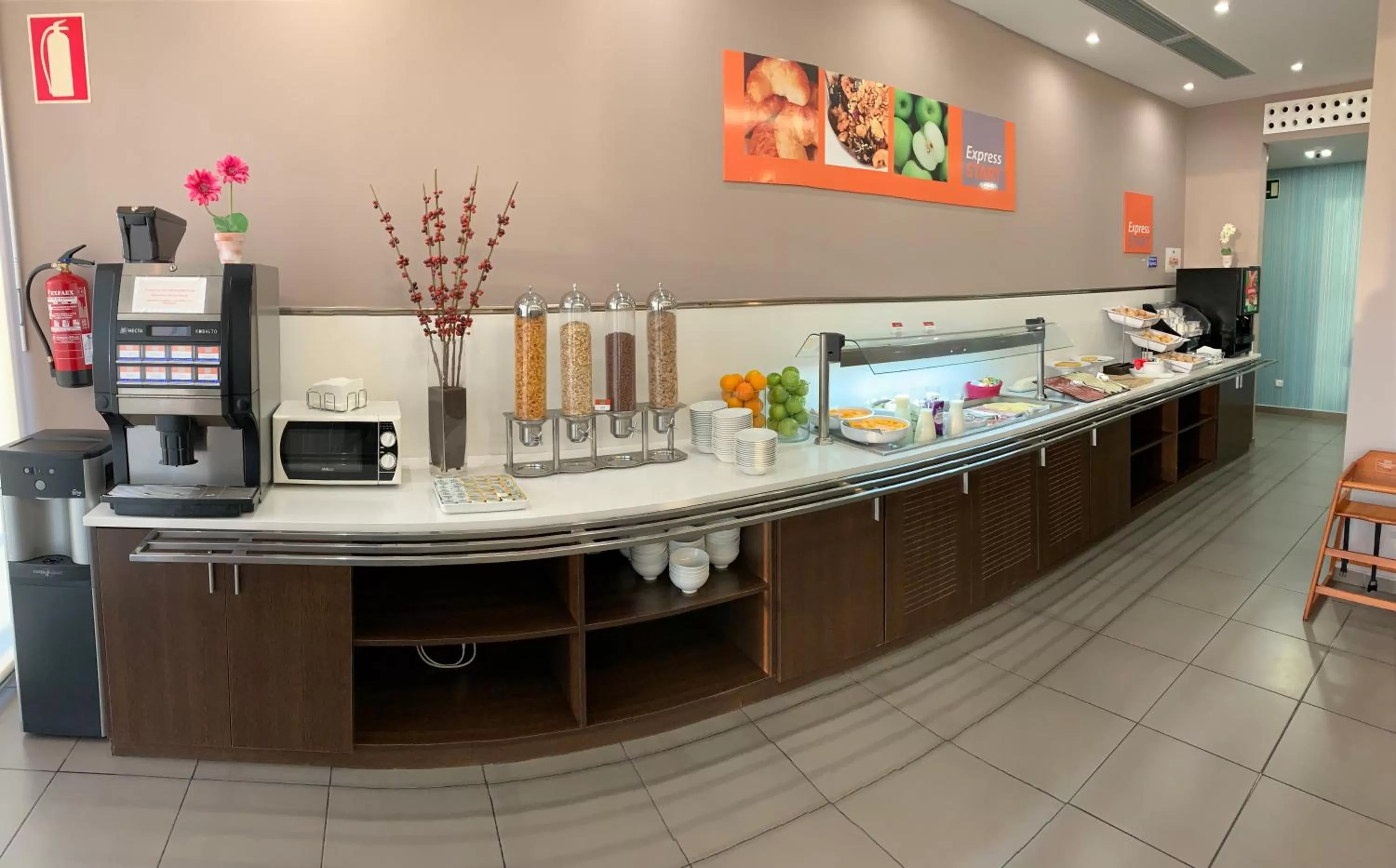 Continental breakfast in Holiday Inn Express Vitoria by IHG