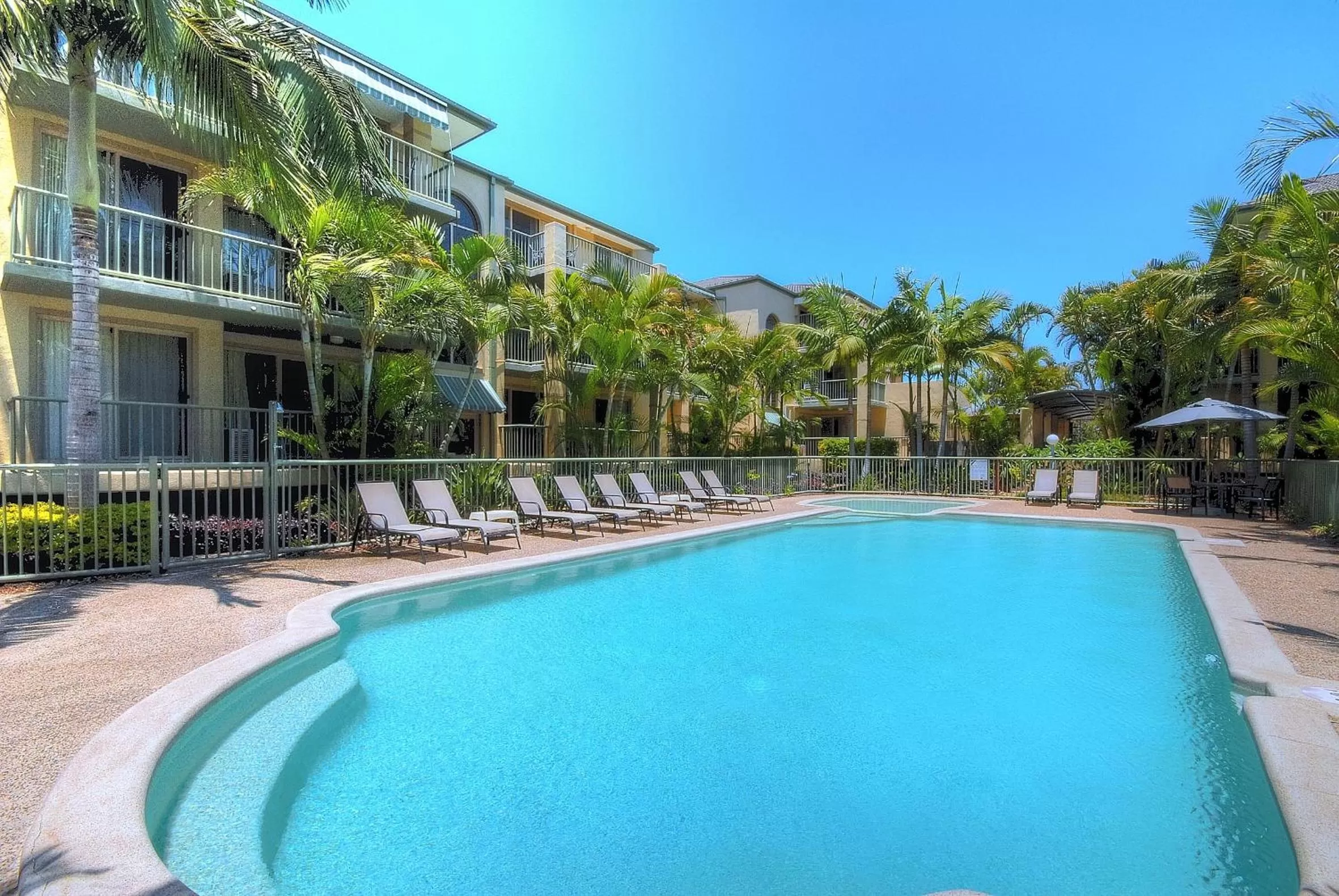 Bila Vista Kirra Beachside Apartments