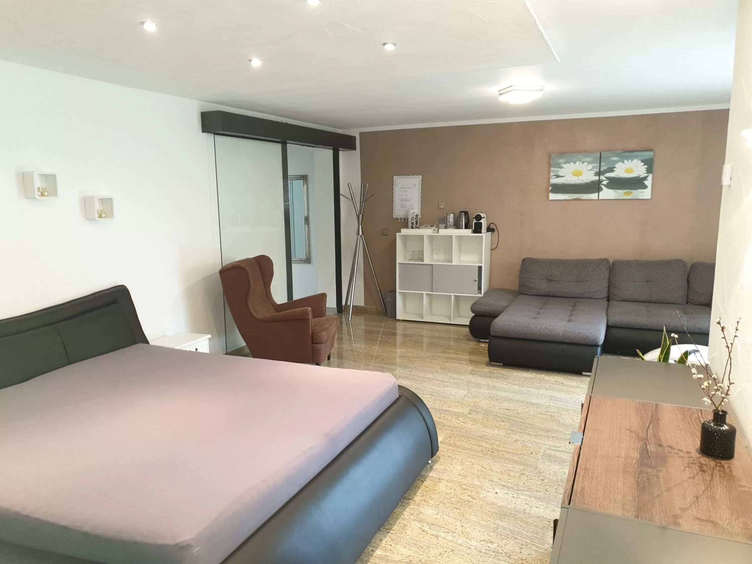 Superior Apartment with no kitchen  in Rust-Fewo-Hotel