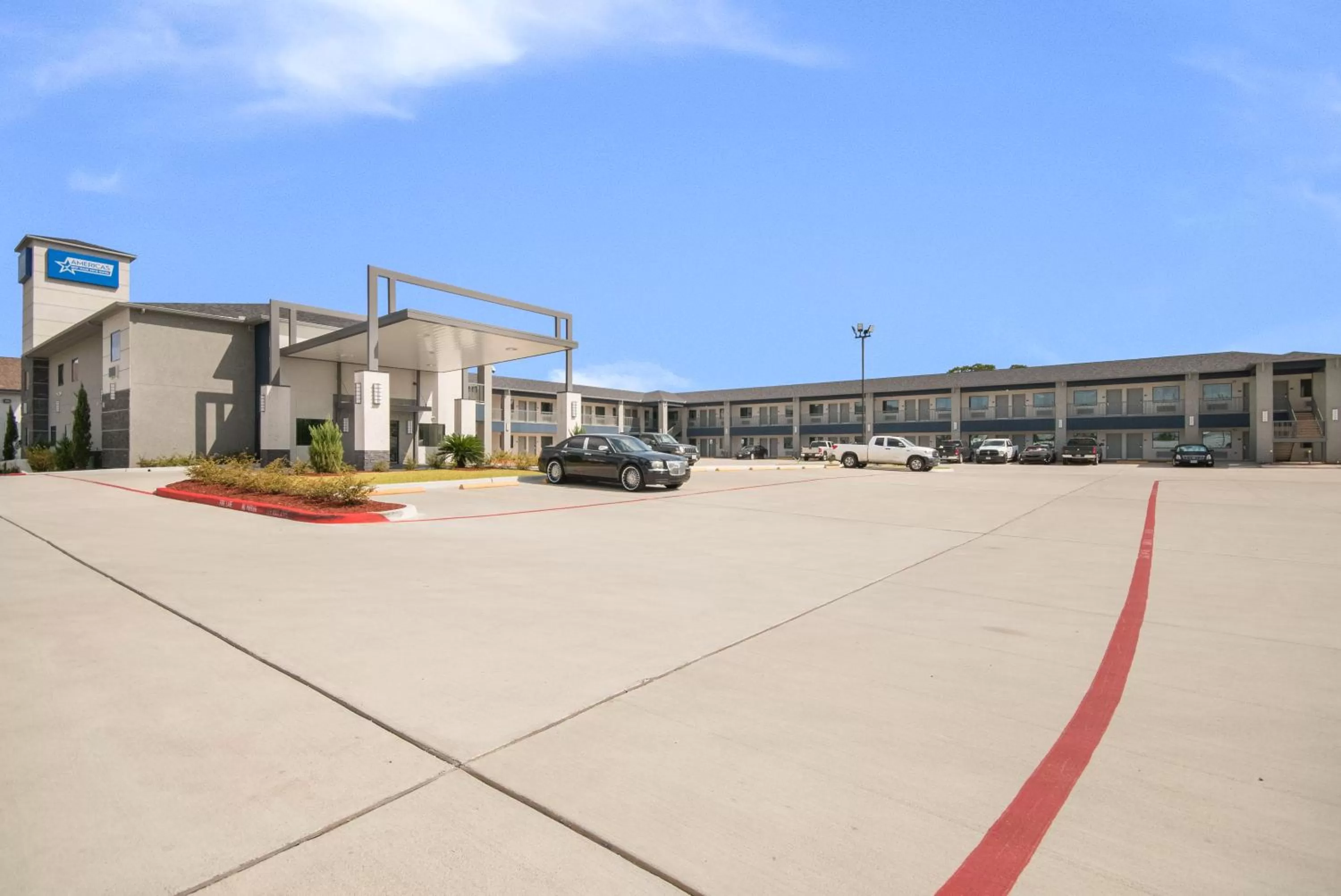 Property building in Americas Best Value Inn & Suites Northeast Houston Downtown I-610