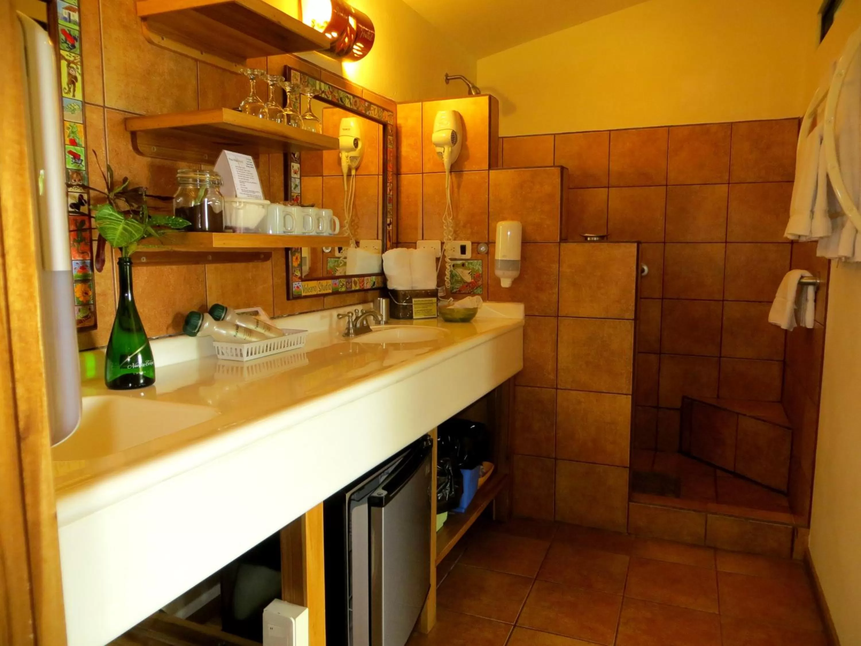 Bathroom in Pura Vida Hotel