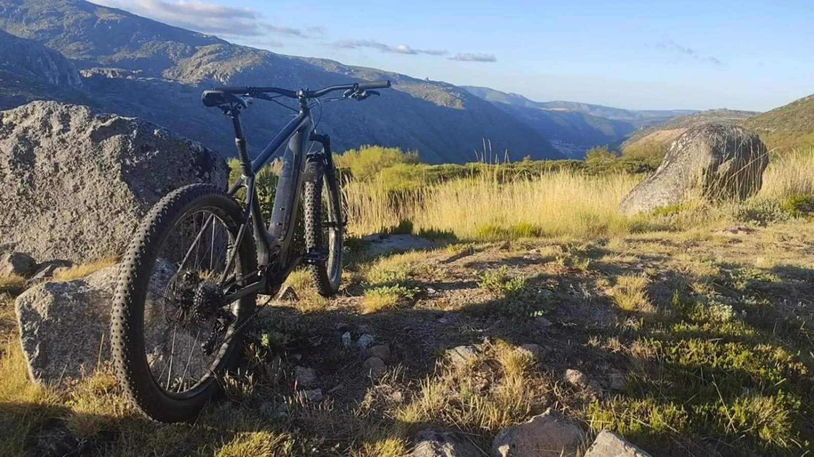 Natural landscape in Casa de São Lourenço - Burel Panorama Hotel - member of Relais & Châteaux